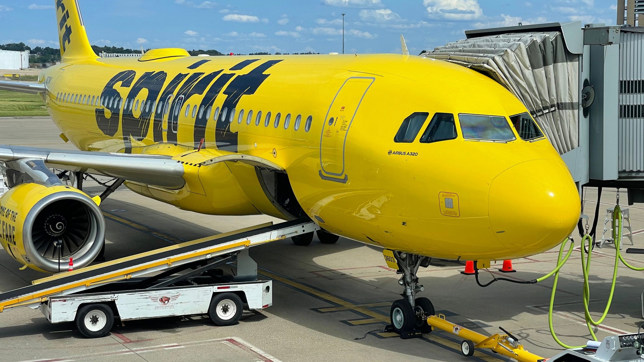 O Aeroporto Internacional de Pittsburgh defende a integridade da nova garagem, apesar da rachadura