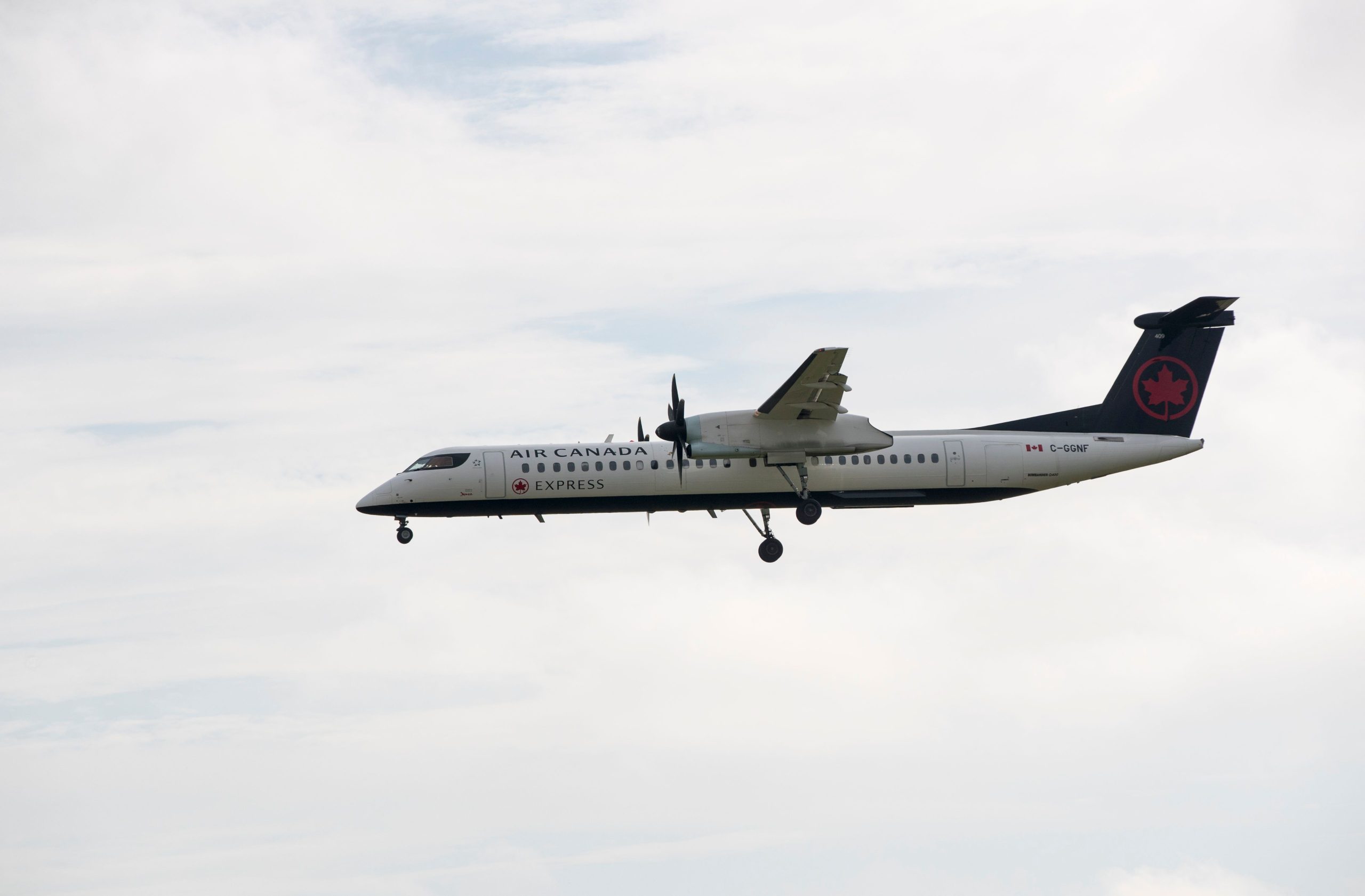 Air Canada será a 1ª companhia aérea a oferecer wifi no Dash 8-400