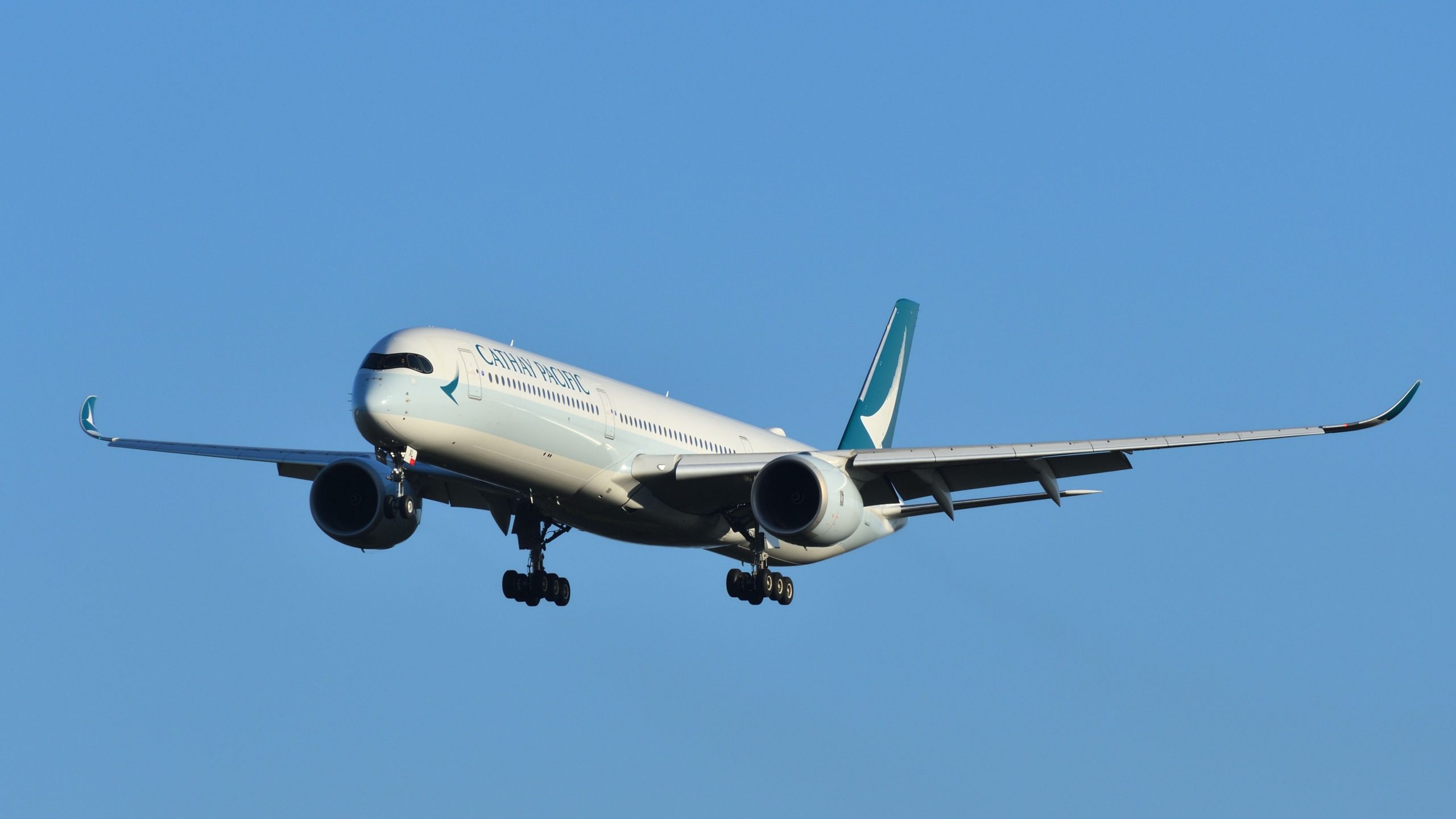 Retraso de 54 horas: Vuelo de emergencia médica Cathay Pacific Toronto-Hong Kong
