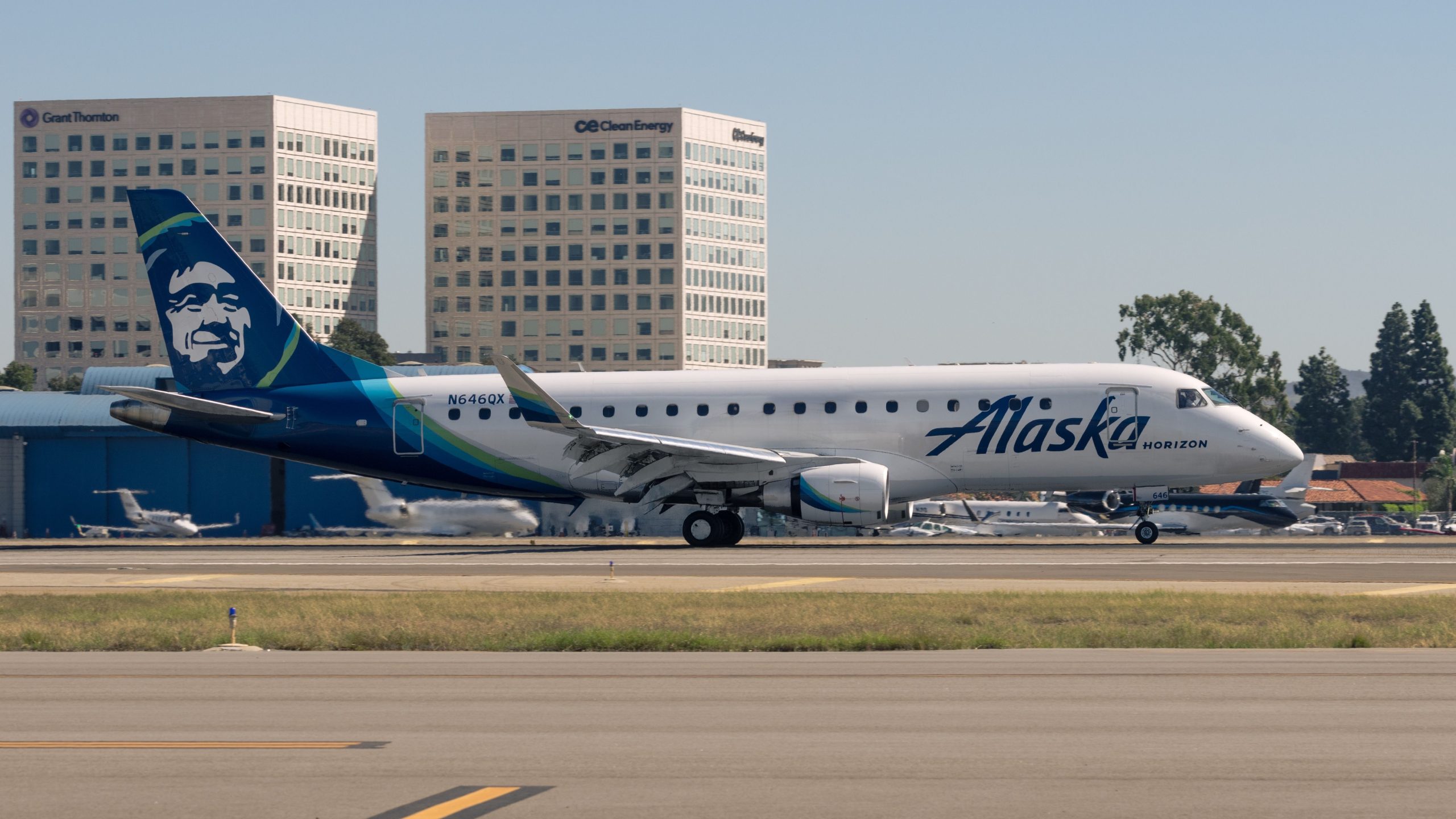 Alaska Airlines remplace 2 itinéraires californiens par un nouveau service à Boise &amp; Reno