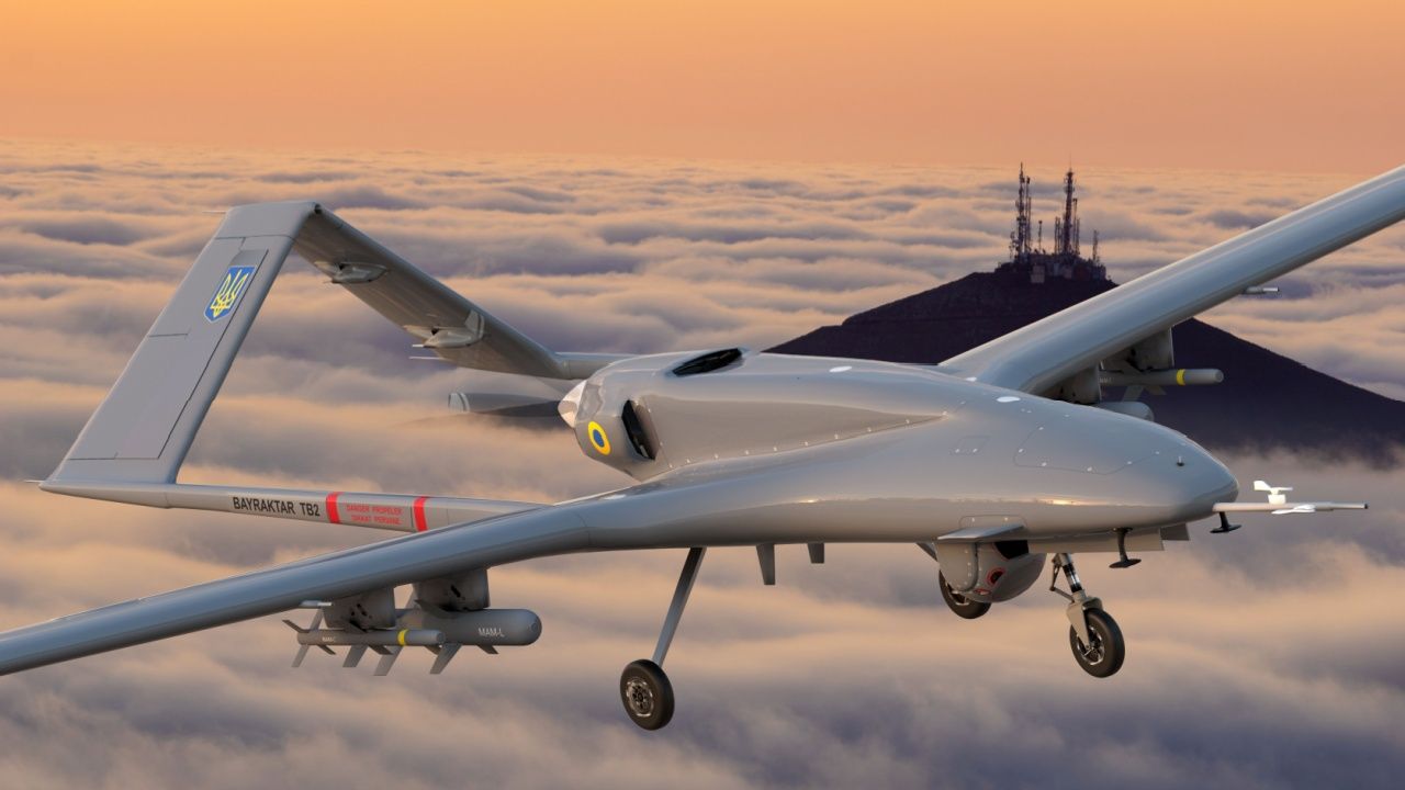 Turkish Bayraktar TB2 UCAV Reivindica 1º rolo de barril autônomo bem 