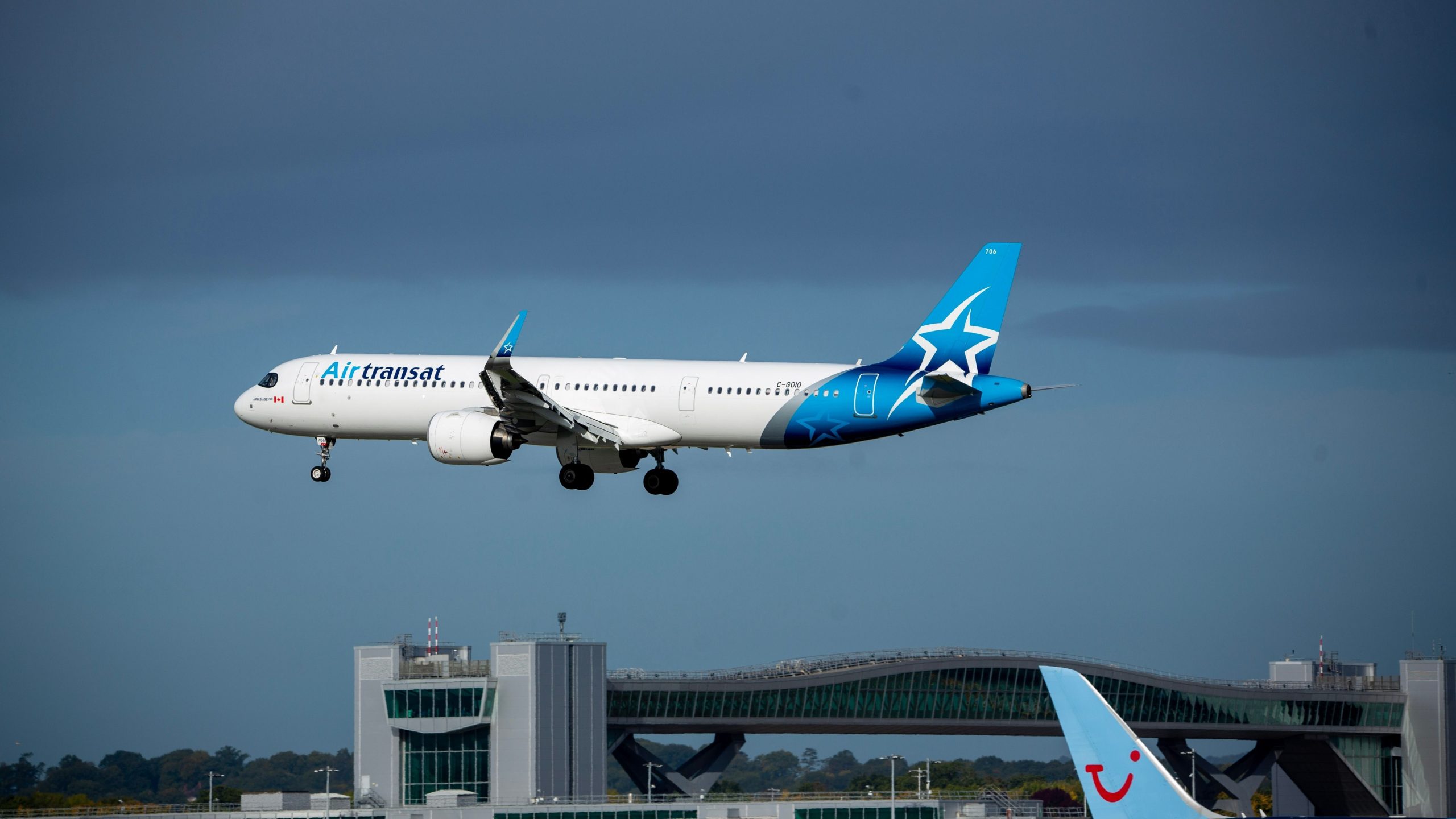 Gli assistenti di volo Air Transat raggiungono un nuovo accordo provvisorio