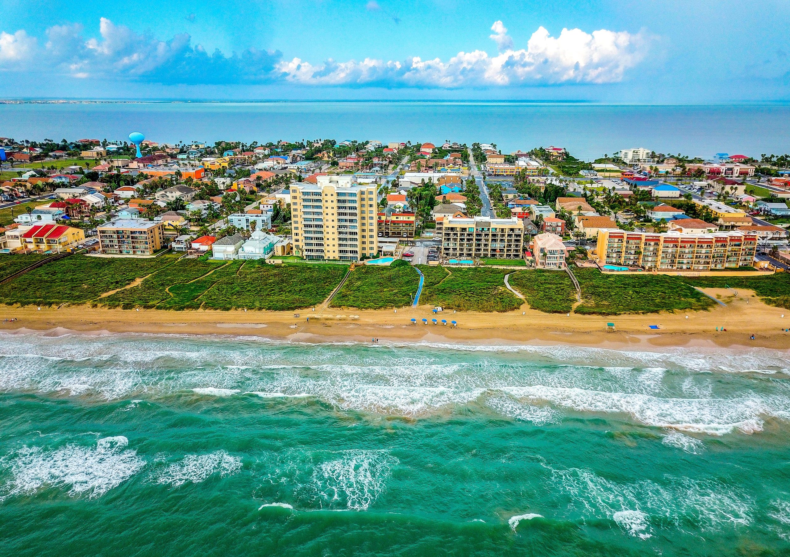 No Florida, Hawai o California: este destino estadounidense barato y subestimado tiene un clima invernal cálido y aún mejor playas