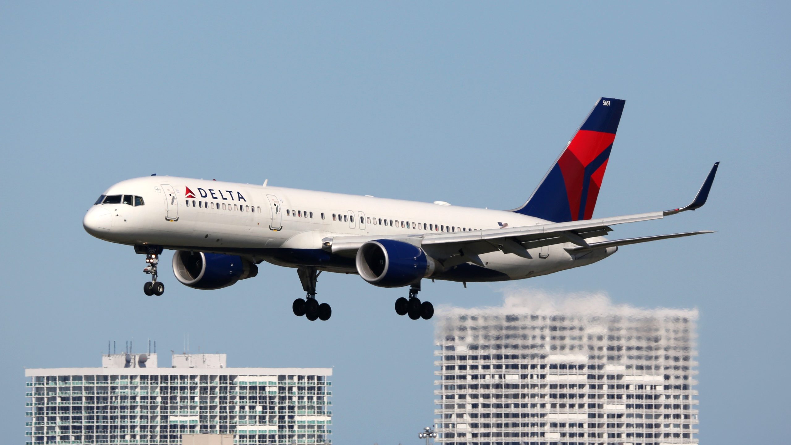Renovado: Delta Air Lines completa la primera revisión del interior de la cabina Boeing 757-200