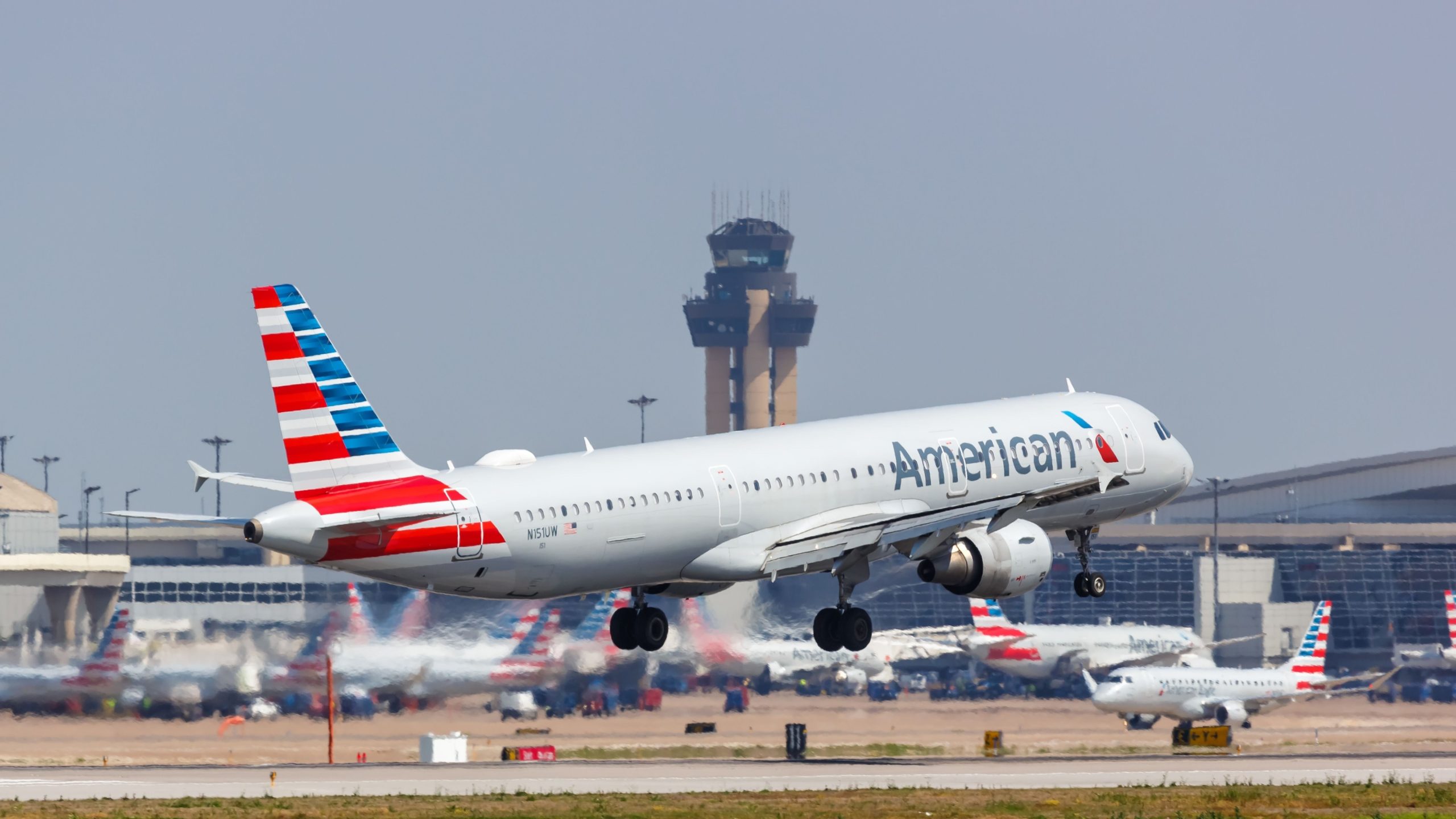 L'aéroport international de Dallas / Fort Worth se prépare à une reconstruction de terminal massif