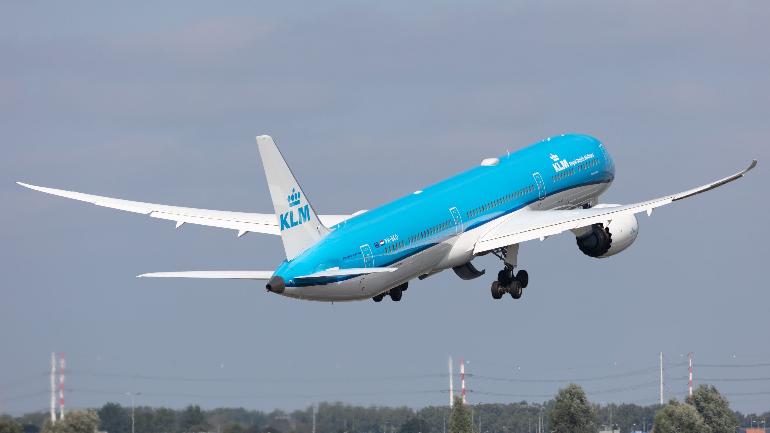KLM BOEING 787-10 Dreamliner regresa a Amsterdam debido a lavadores defectuosos