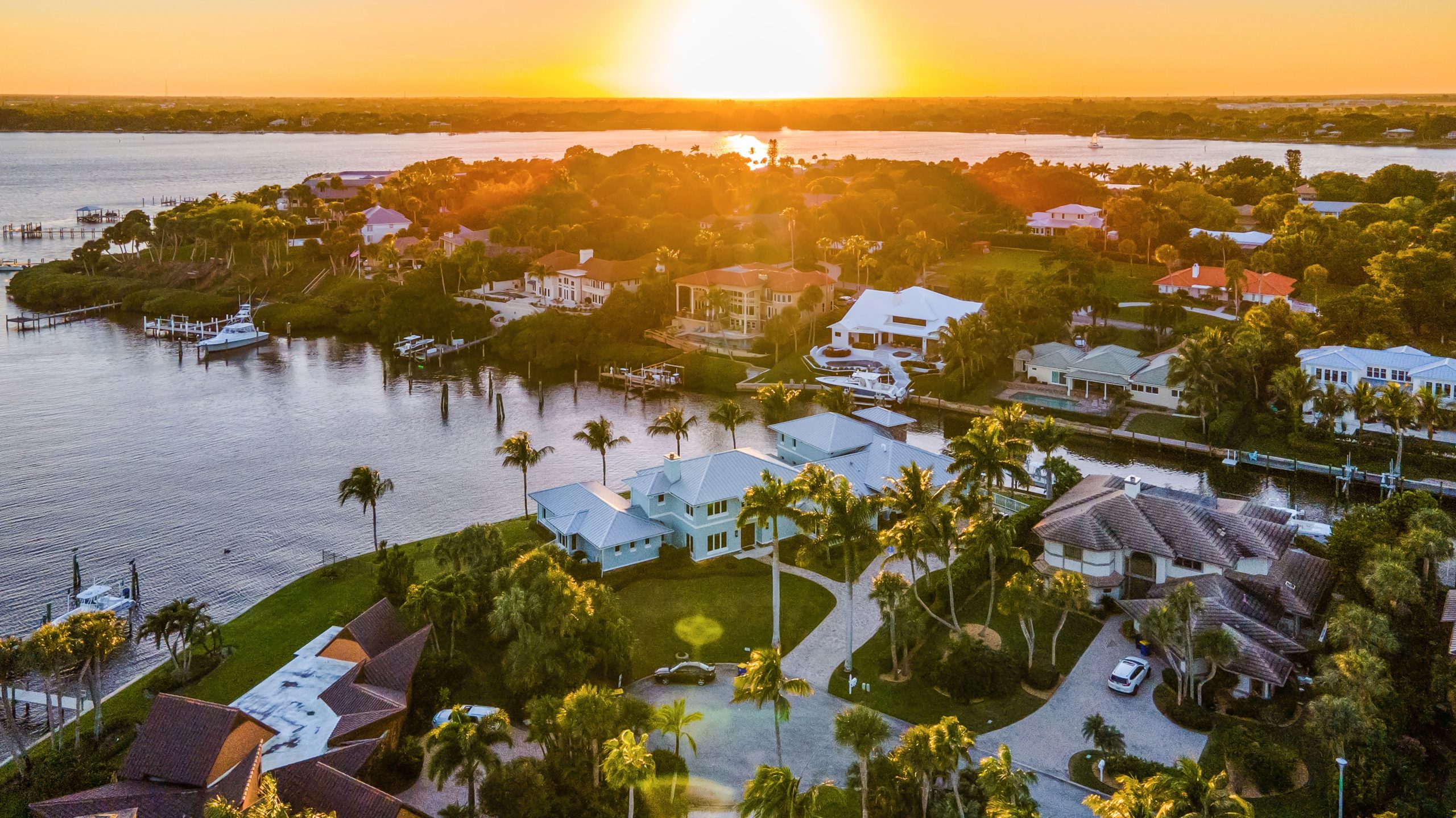 7 meilleures villes côtières de Floride avec des vibrations Stuart, mais mieux