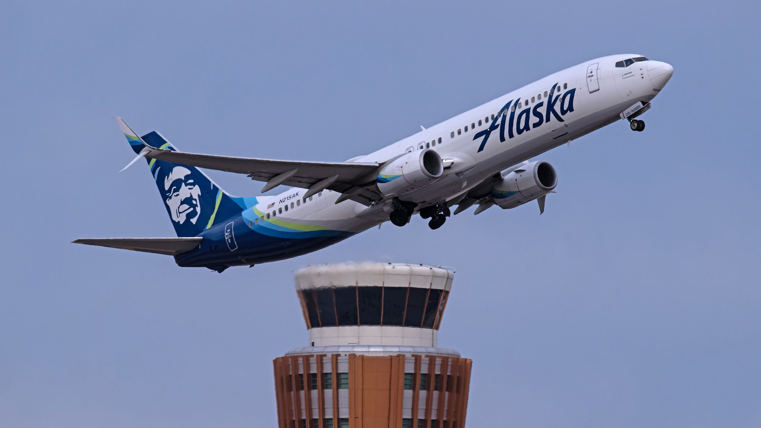 Alaska Airlines actualiza vuelos entre San Francisco y Phoenix con Boeing 737s