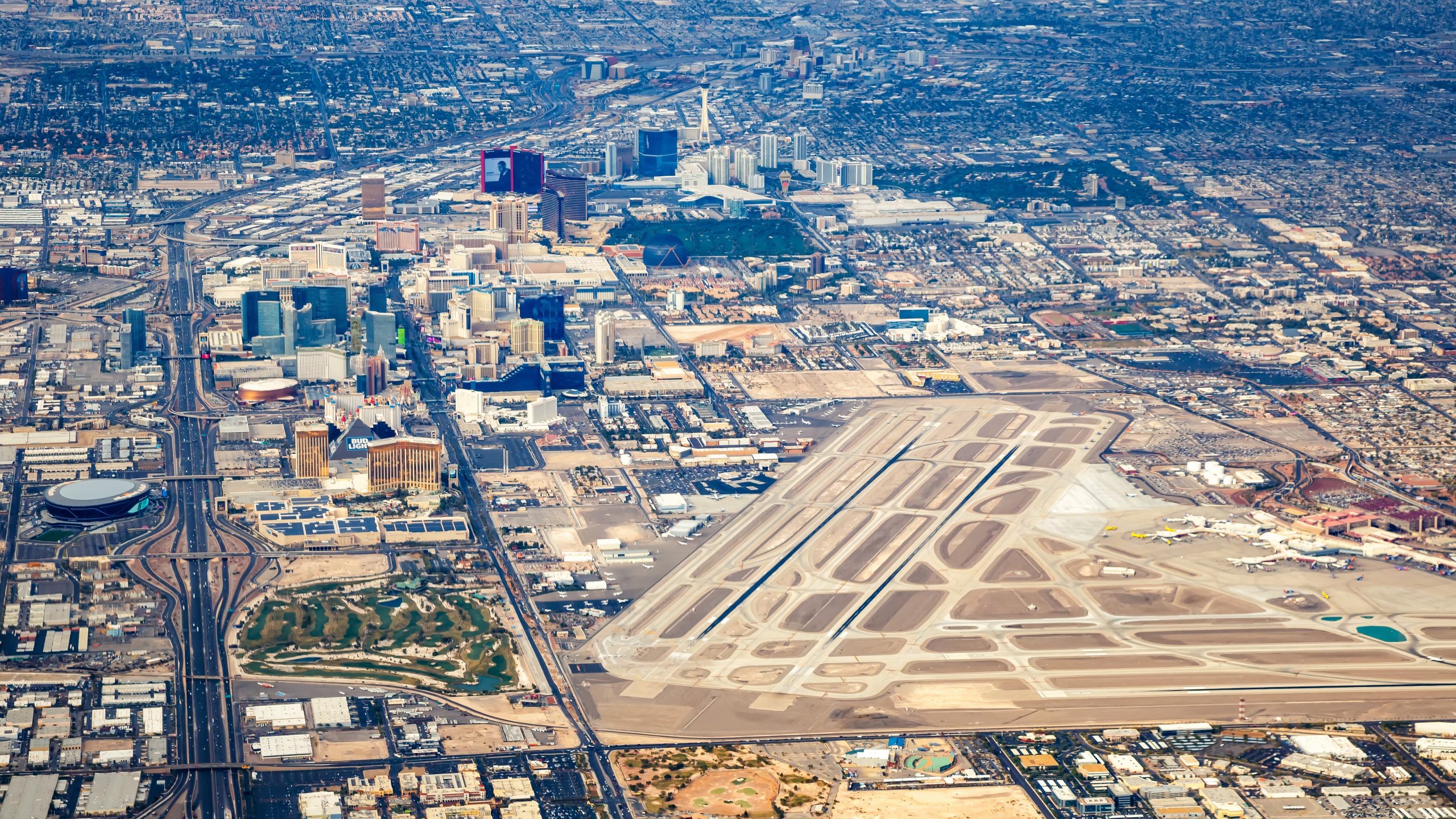 A FAA aprovou um aeroporto de aviação privado adicional em Las Vegas
