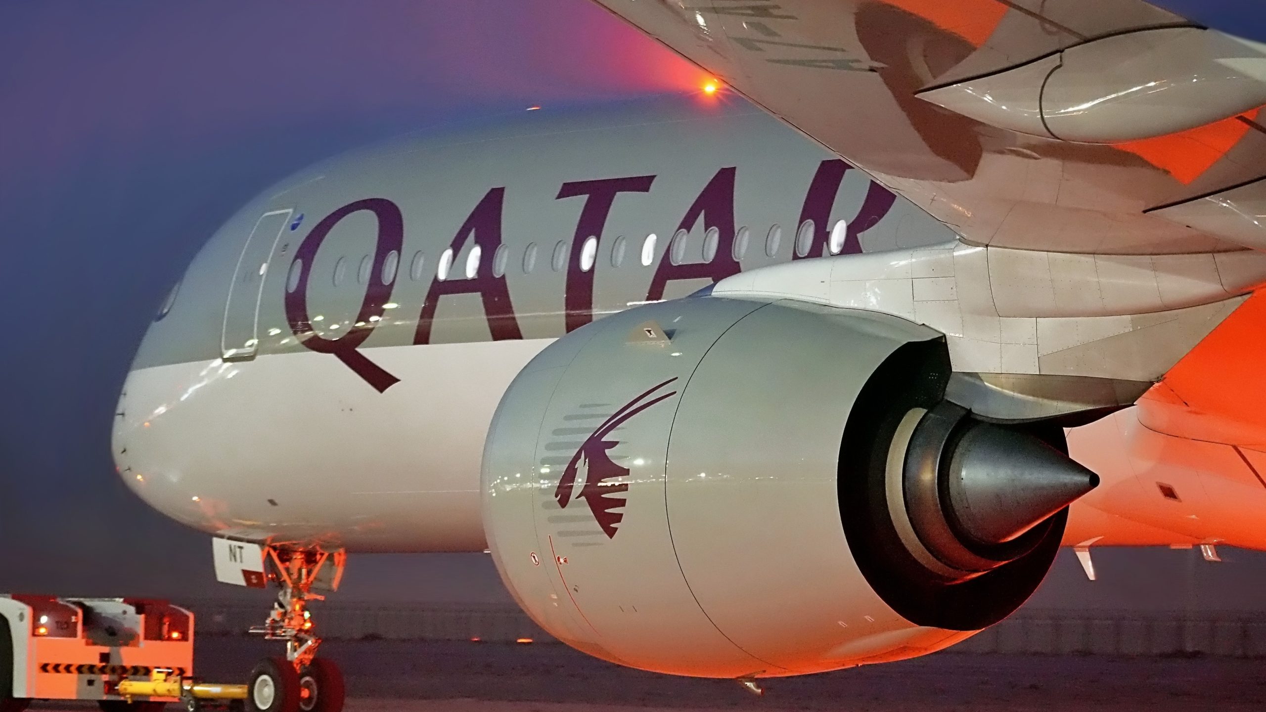 Qatar Airways offre rotazione festosa alla campagna "Adventure" basata sull'intelligenza artificiale