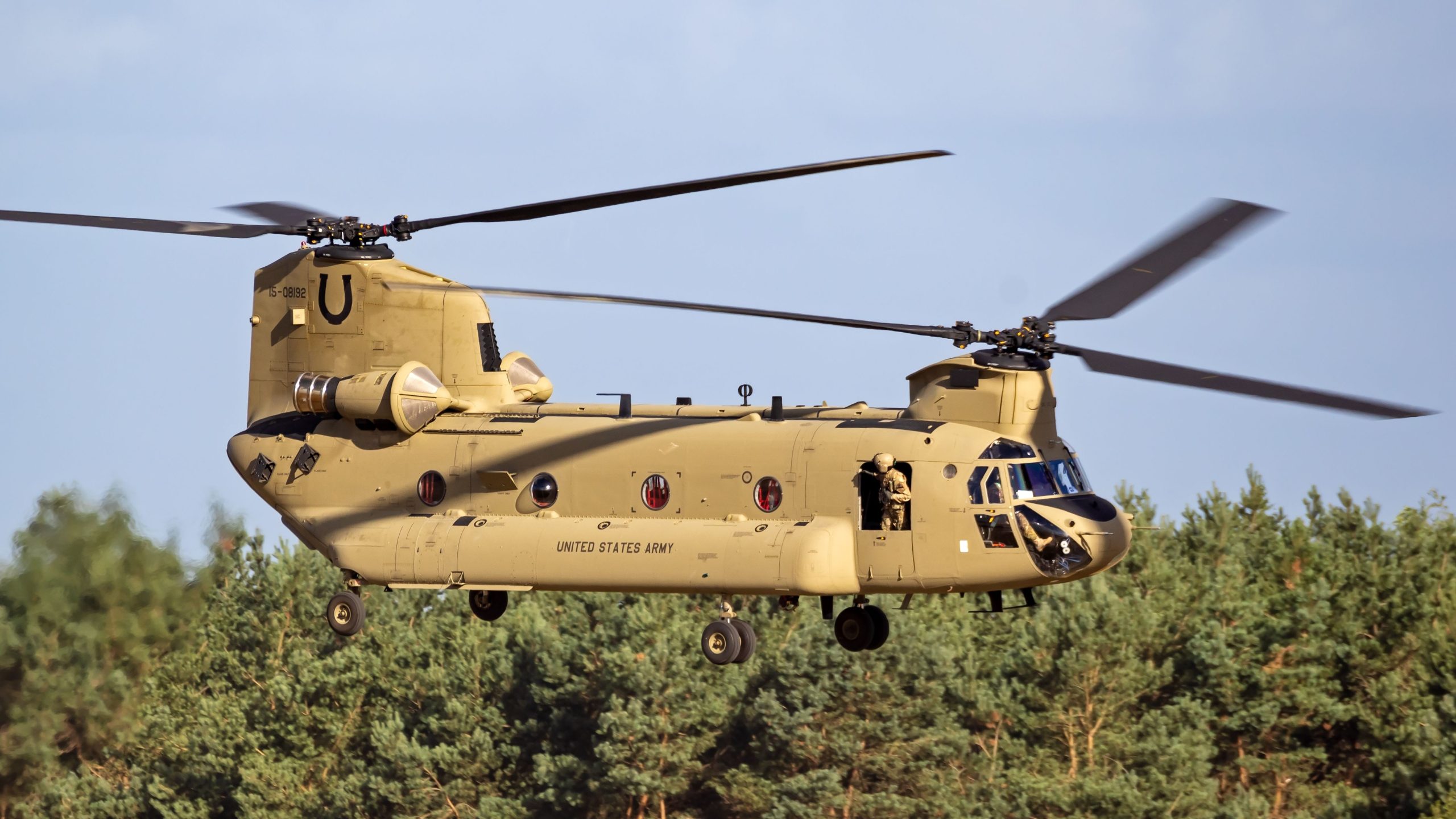 Boeing revela que el helicóptero Chinook CH-47F Block II está casi listo para la primera entrega