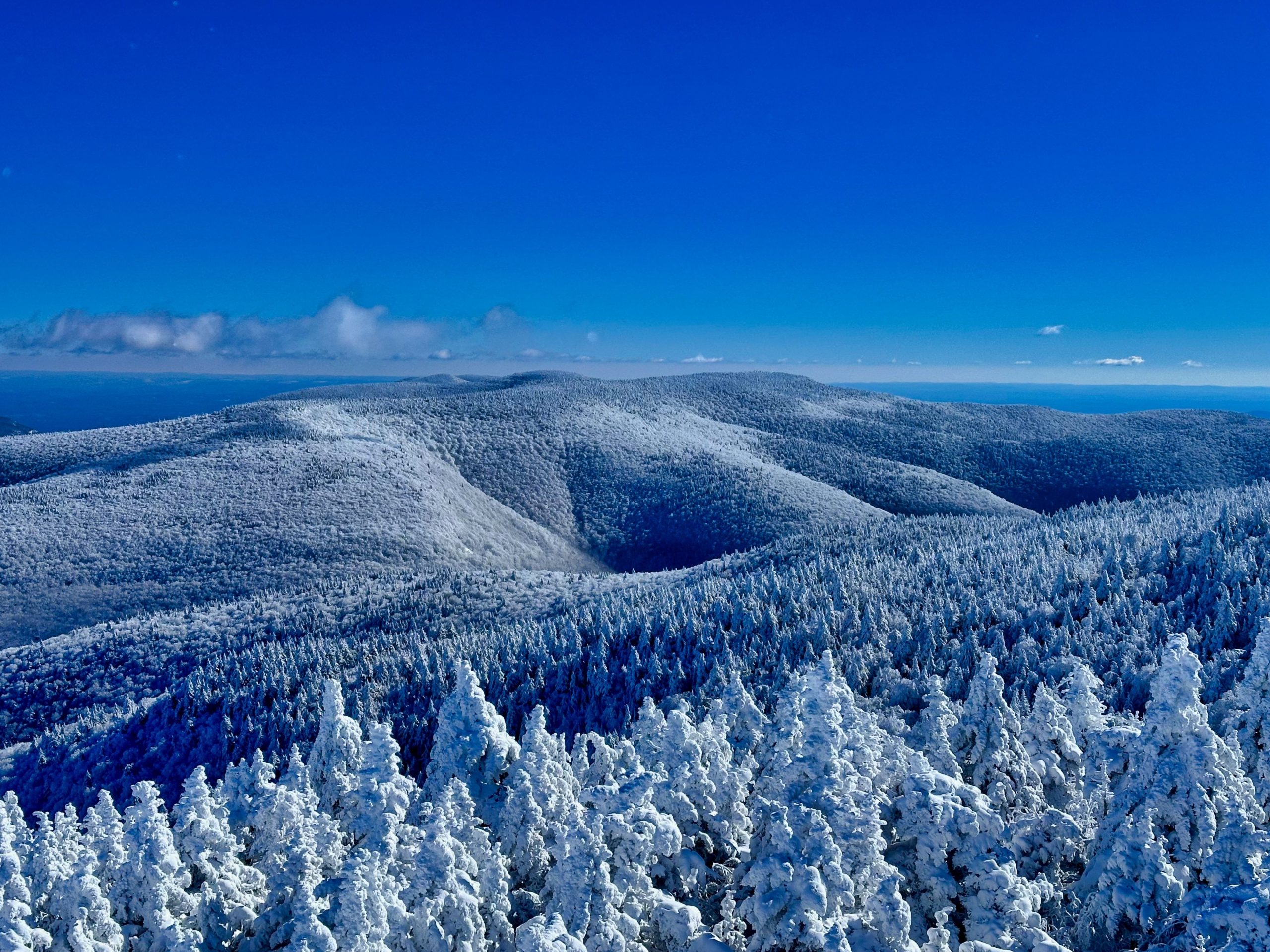 Cette petite ville de montagne sous-estimée est la destination hivernale la plus pittoresque de New York