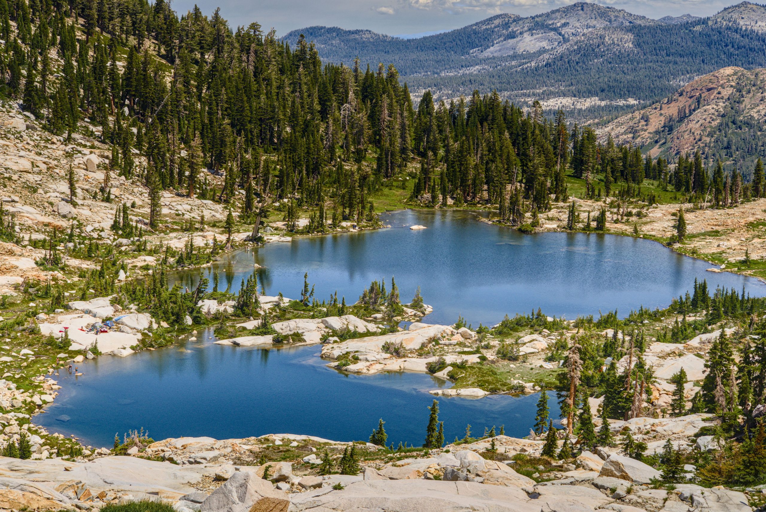 Skip California National Parks para este desierto de lago Tahoe subestimado con vistas como Yosemite
