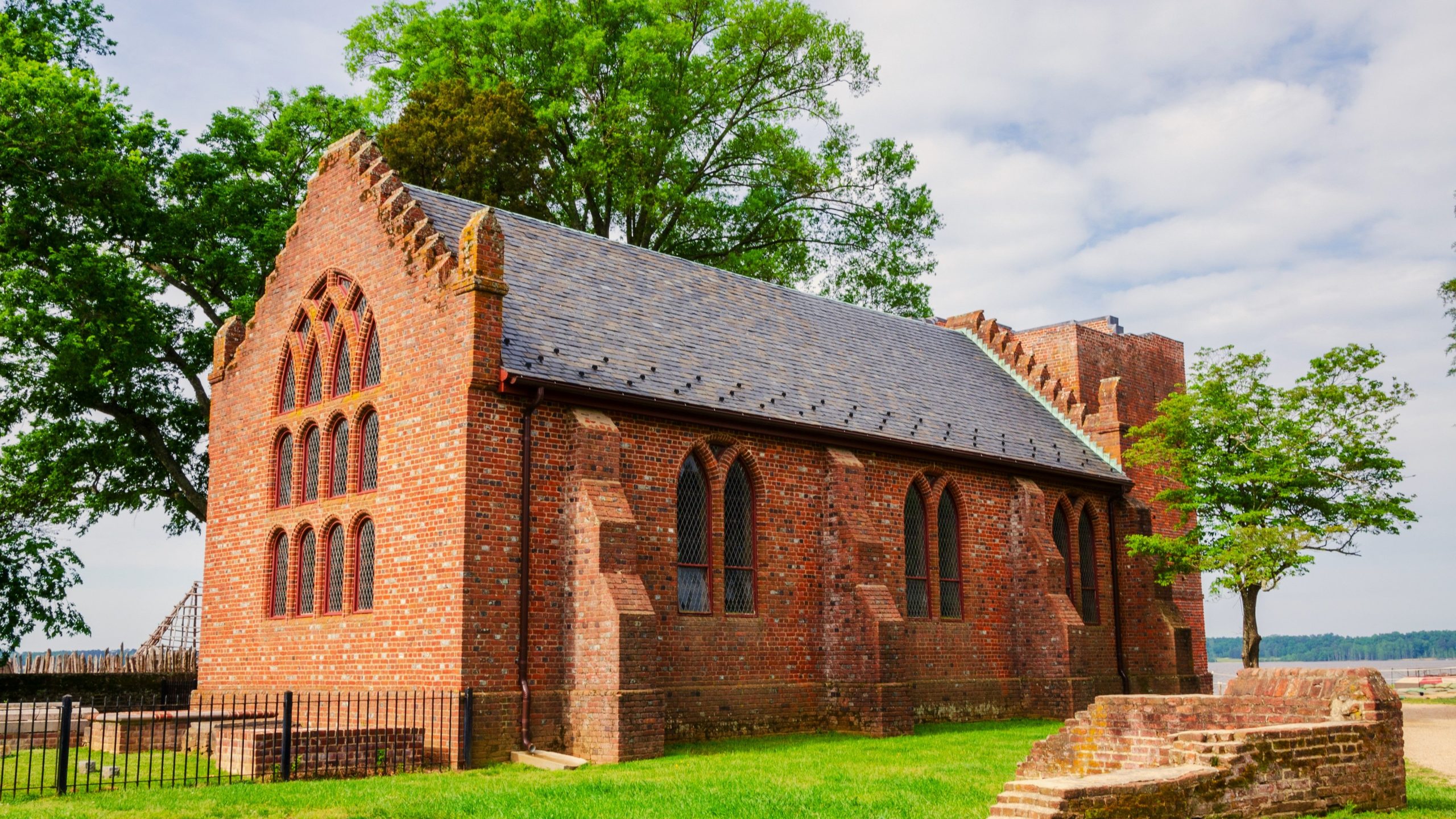 La pietra tomba più antica negli Stati Uniti non ha avuto origine dall'America