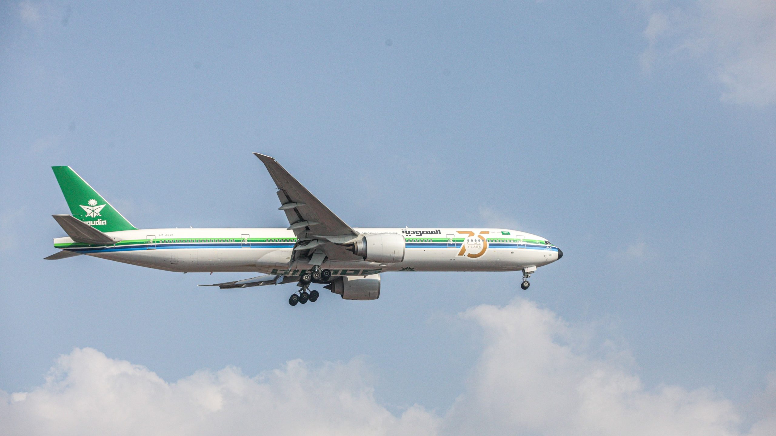 Repéré: la nouvelle livrée de formule E de Boeing 777 de Saudia