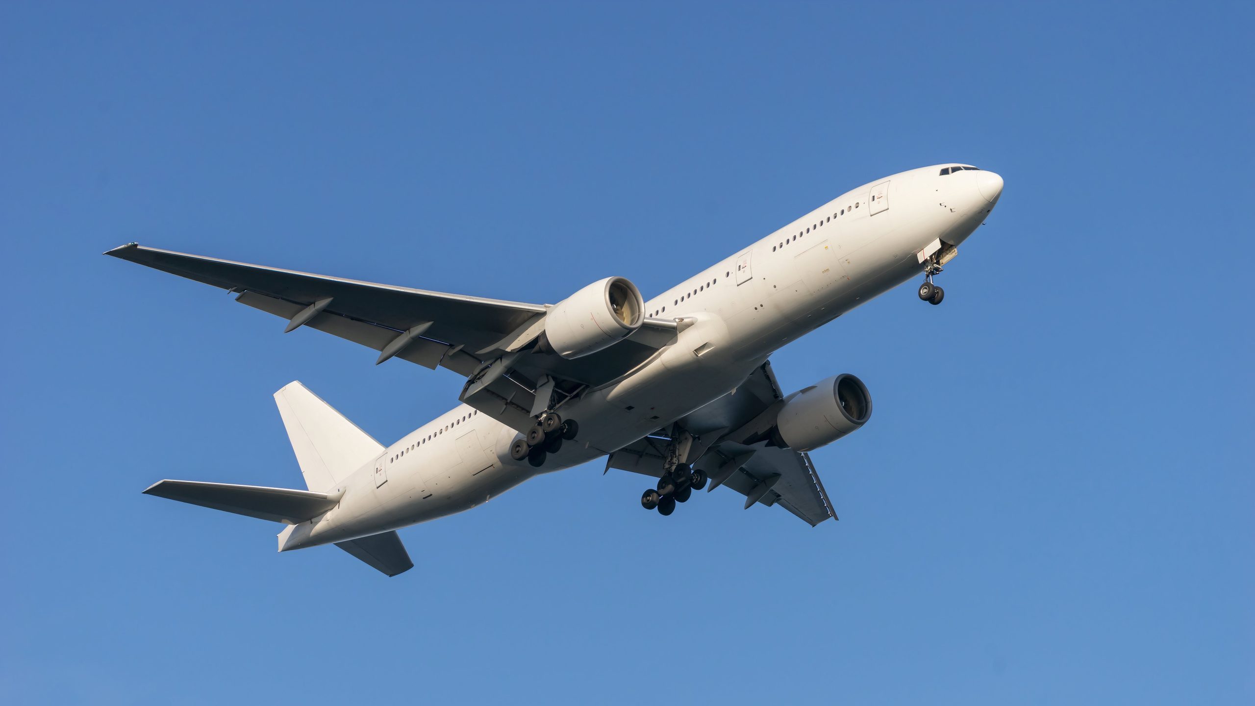 Le directeur commercial de Ghadames Air fait face à des accusations pour les vols d'immigration illégaux américains