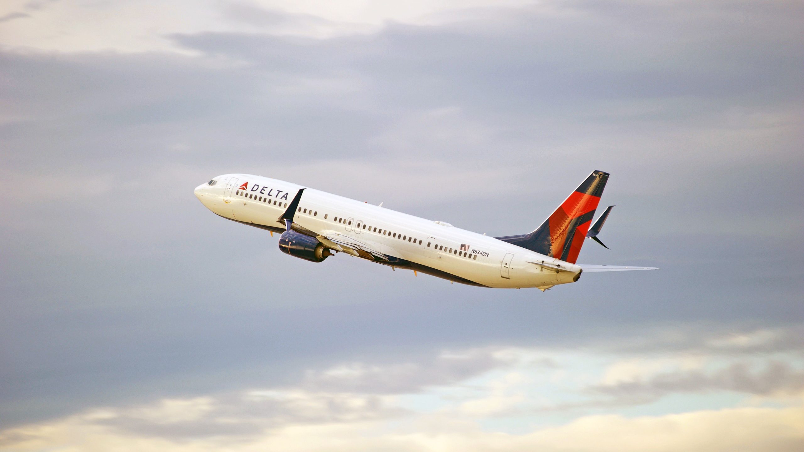 Delta Air Ligne Boeing 737-900er se détourne vers Omaha après que le capitaine tombe malade