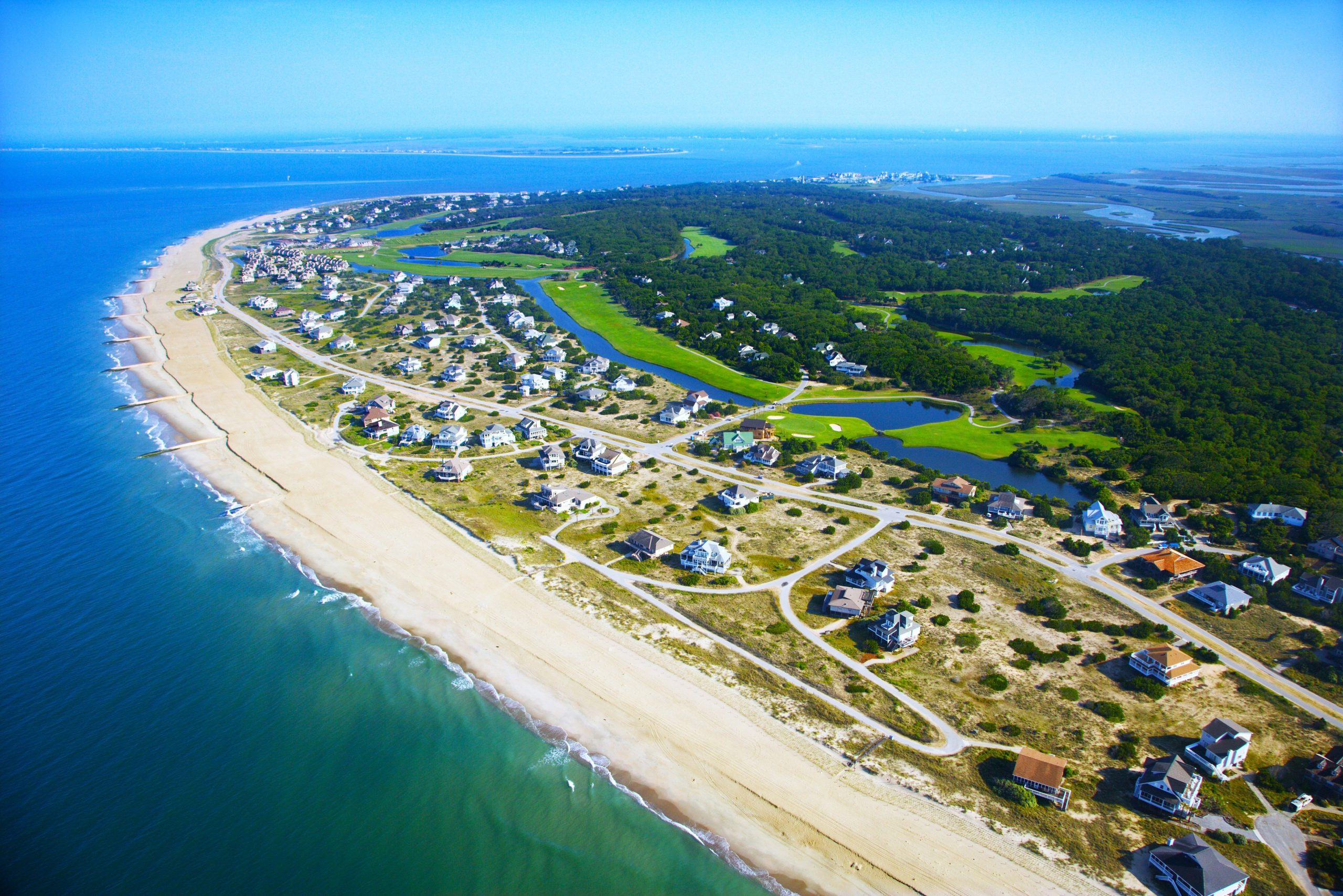 «Hamptons» de Caroline du Nord est une île sans voiture avec des plages comme les Caraïbes