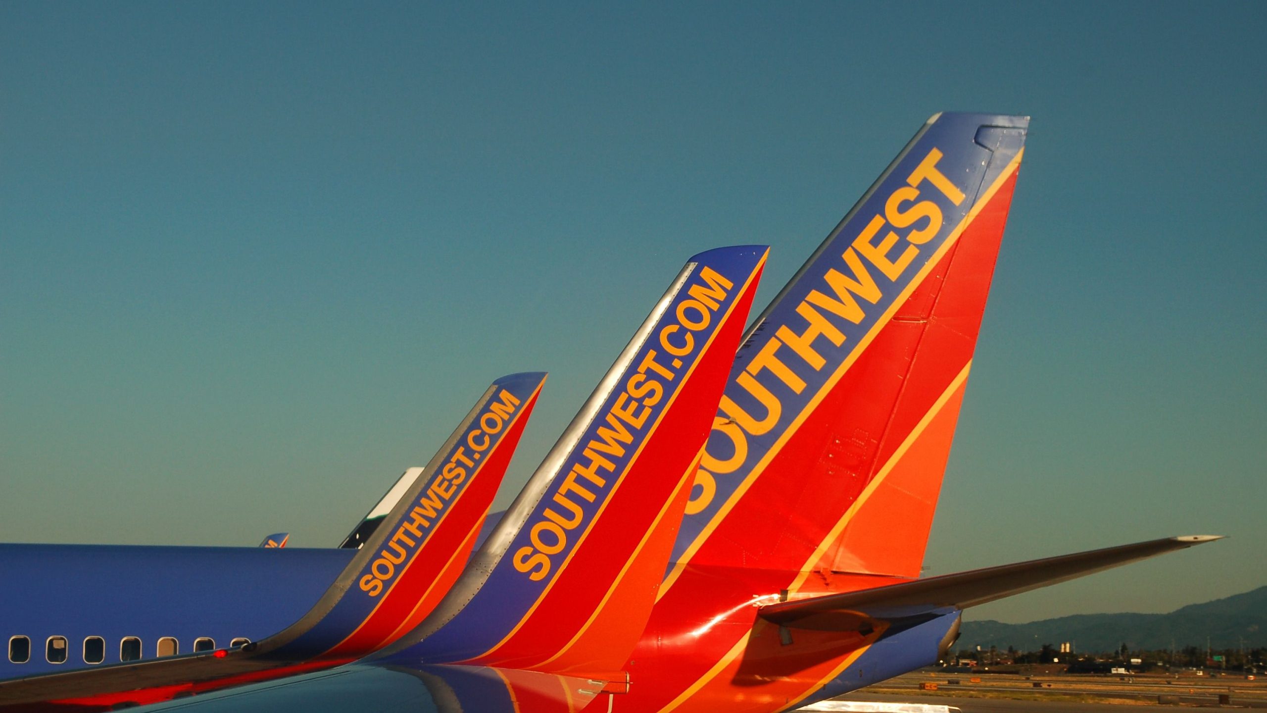 Southwest Airlines Inks Dew