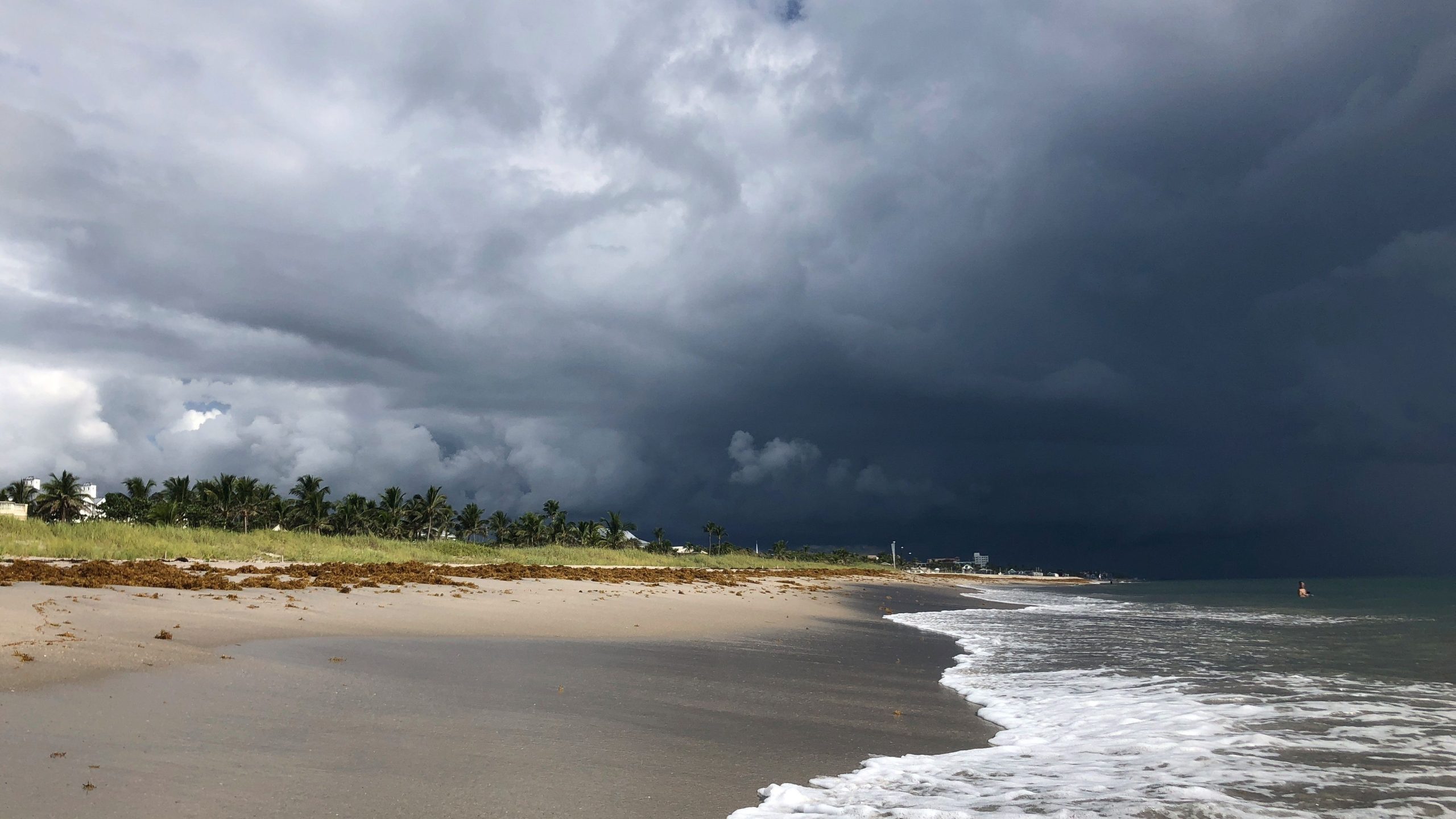 Tornado Watch publiée dans les États du sud au milieu de la situation météorologique «dangereuse»