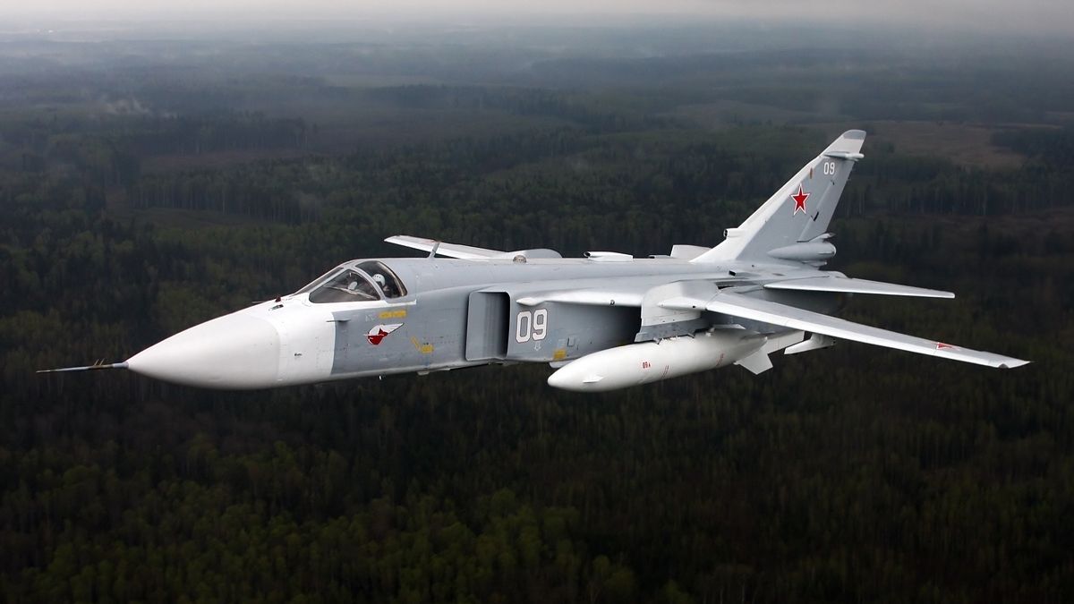 O que você precisa saber sobre o sukhoi su-24: lutador supersônico da Rússia
