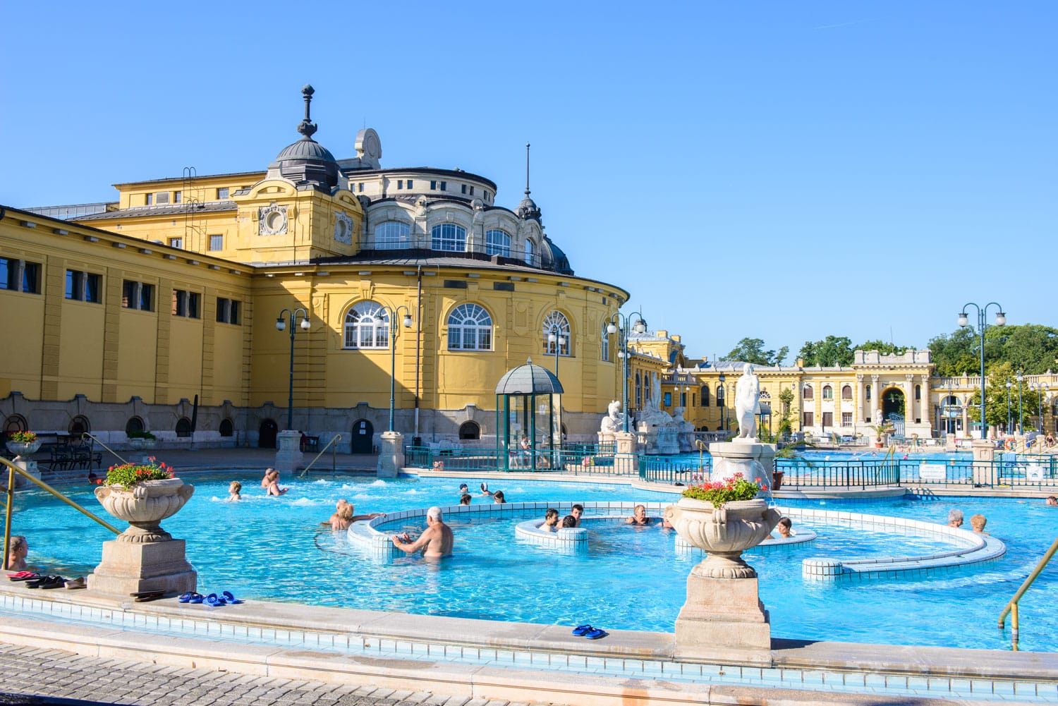 Comment acheter des billets pour les bains thermiques de Széchenyi à Budapest