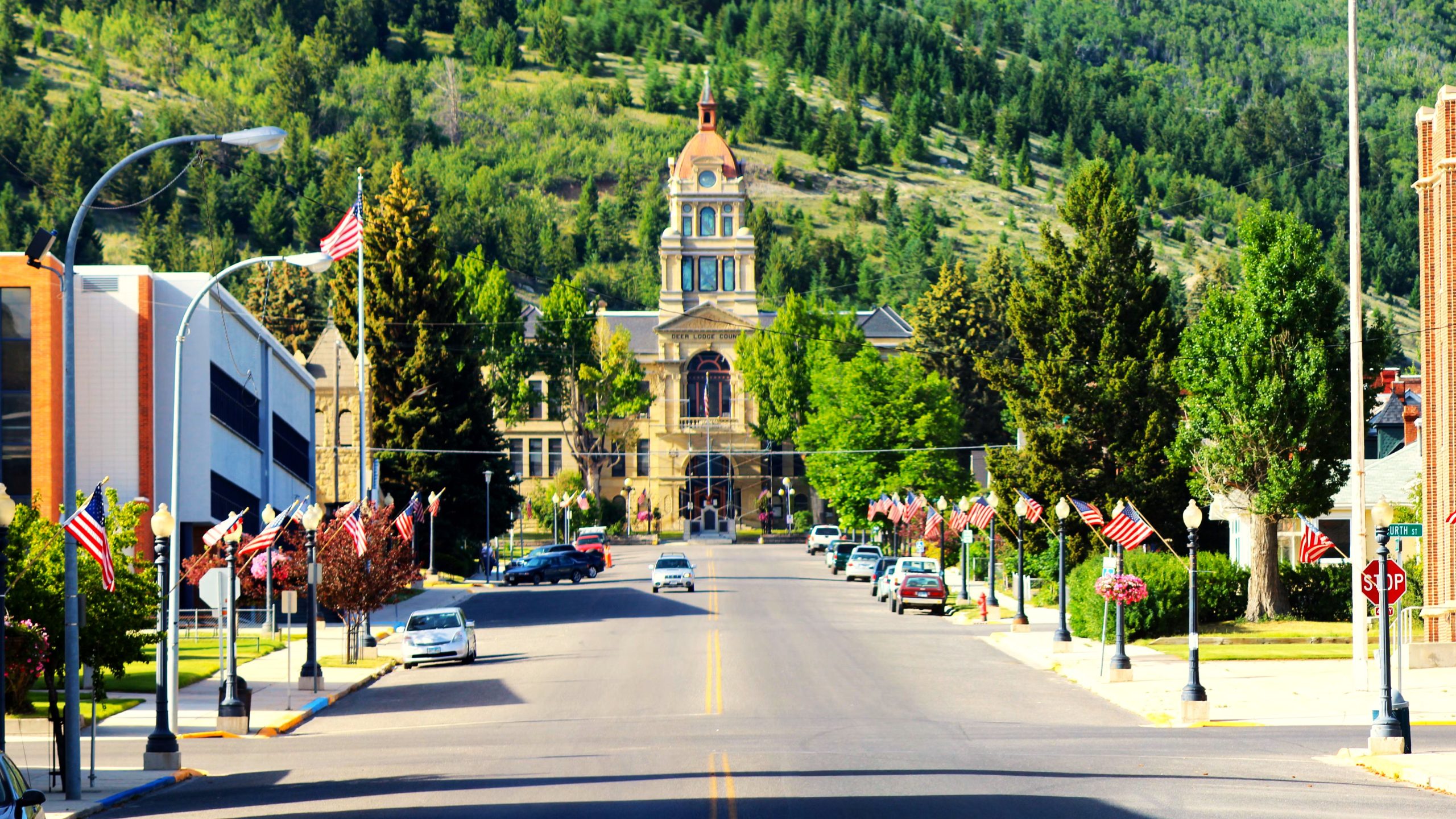 Esta extrañamente llamada Mountain Town está el más subestimado de Montana entre los parques nacionales de Yellowstone &amp; Glacier