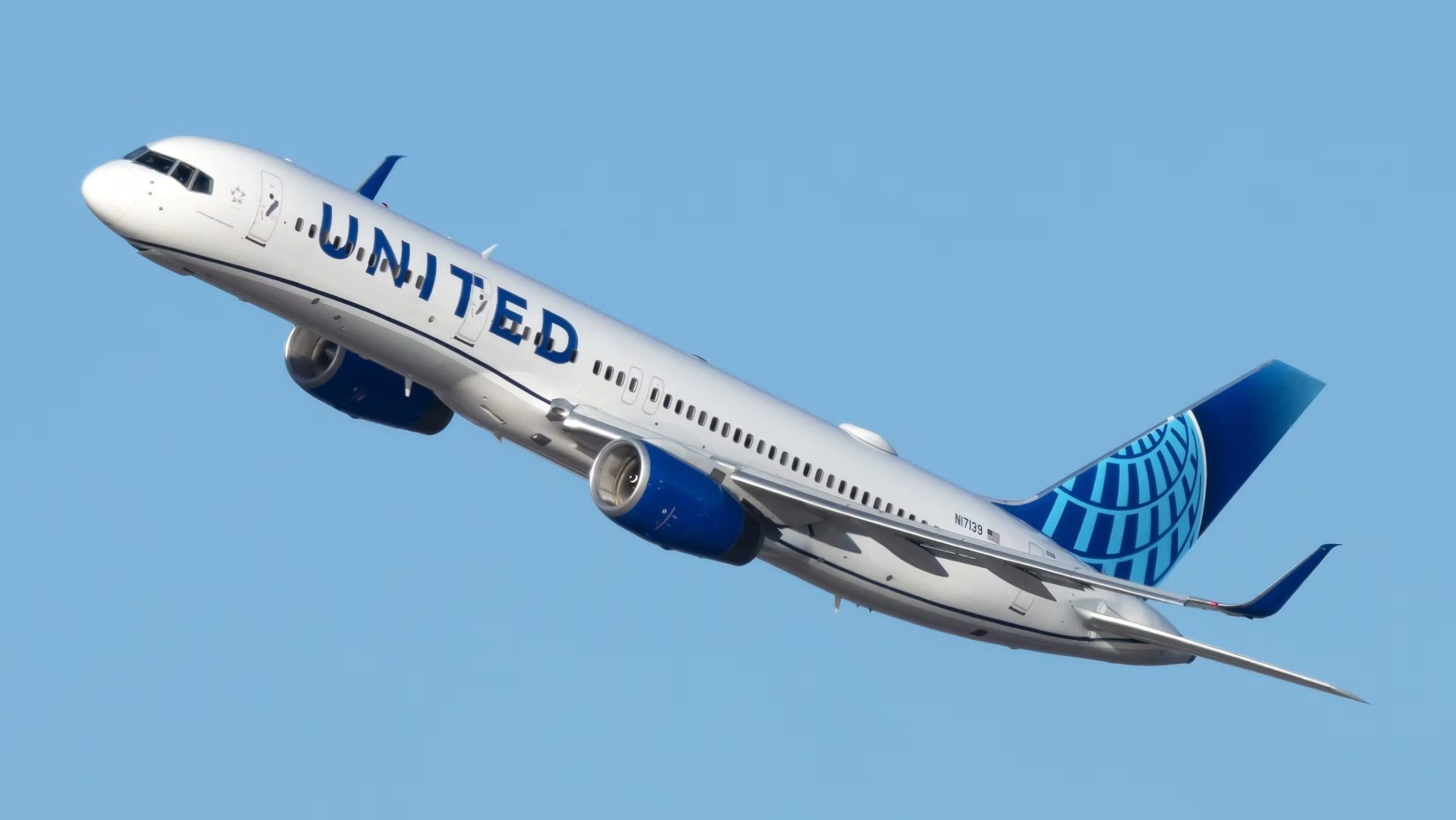 Pas plus de 373 miles: les 10 vols Boeing 757 les plus courts du monde