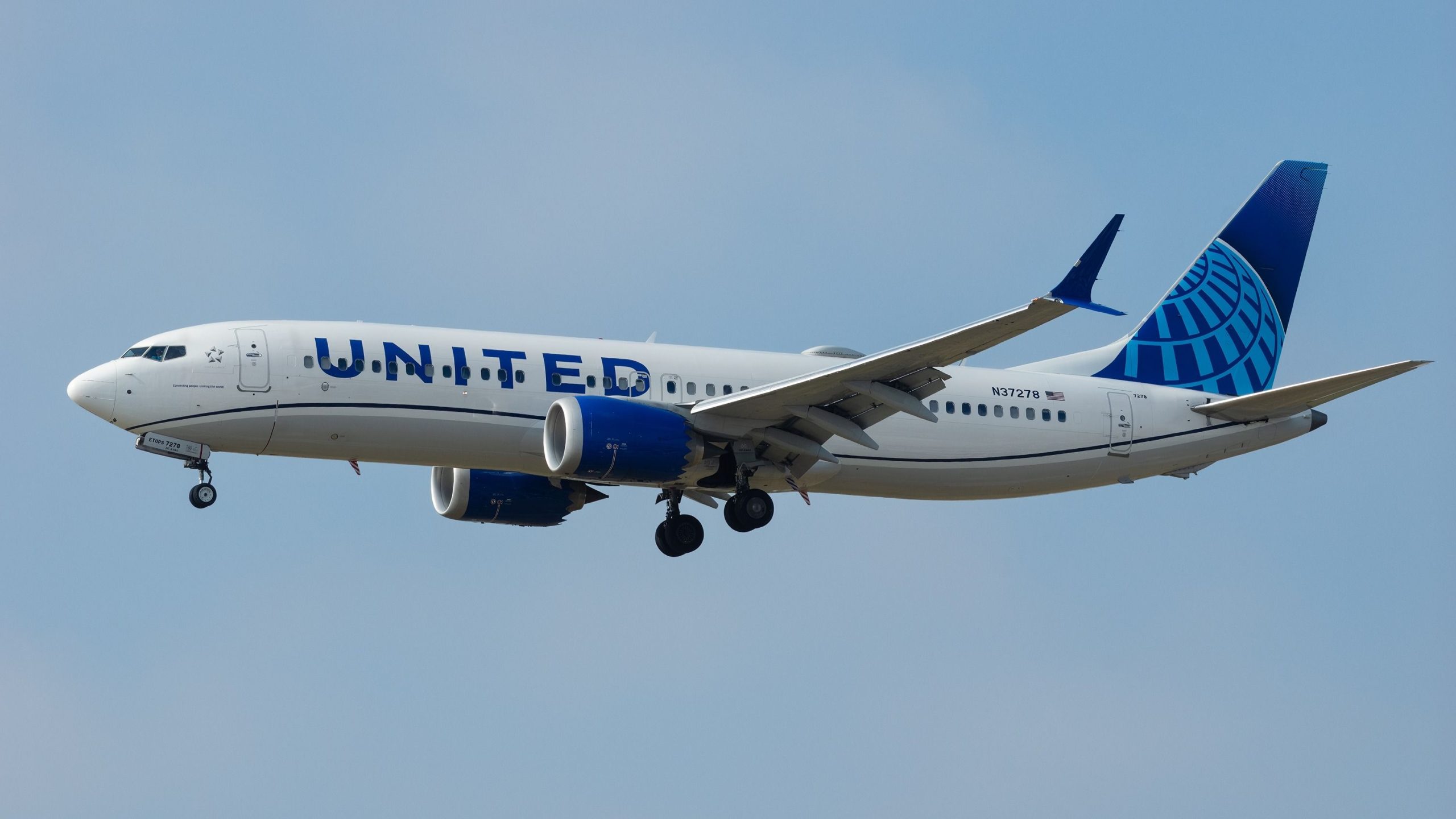 United Airlines a désormais record 3 itinéraires transatlantiques Boeing 737