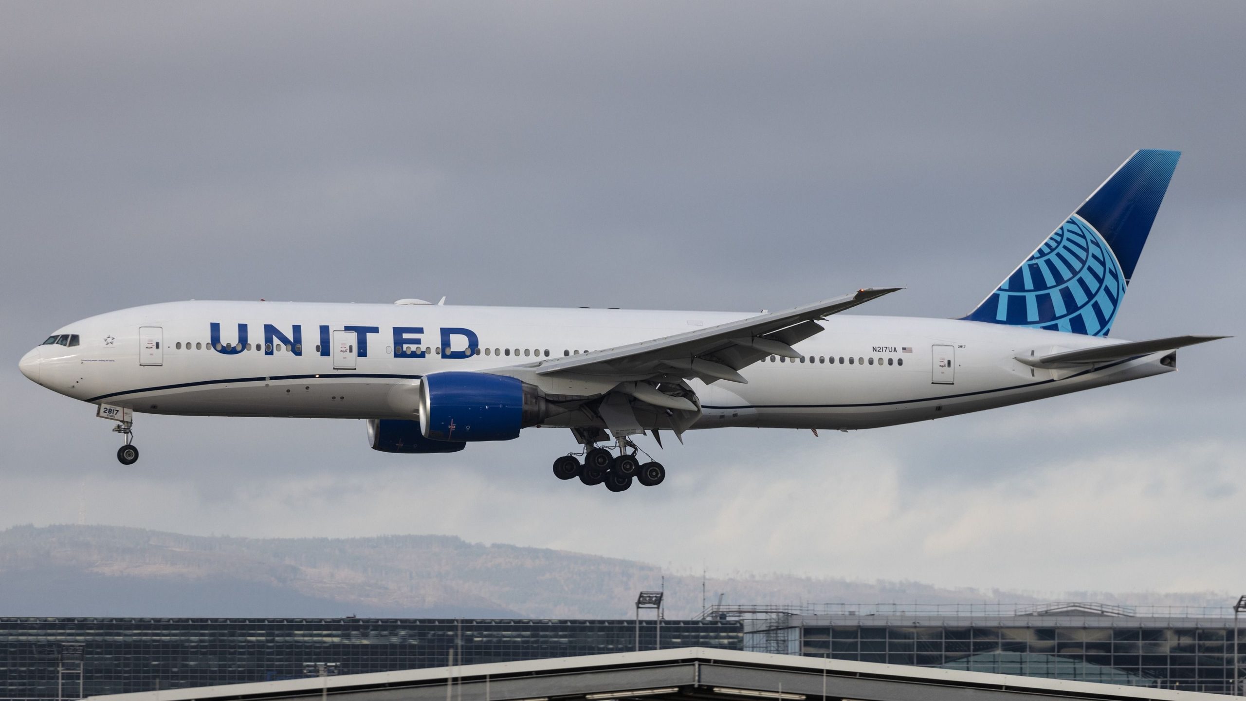 United Airlines revela anuncios del Super Bowl después de volar a ambos equipos a Las Vegas