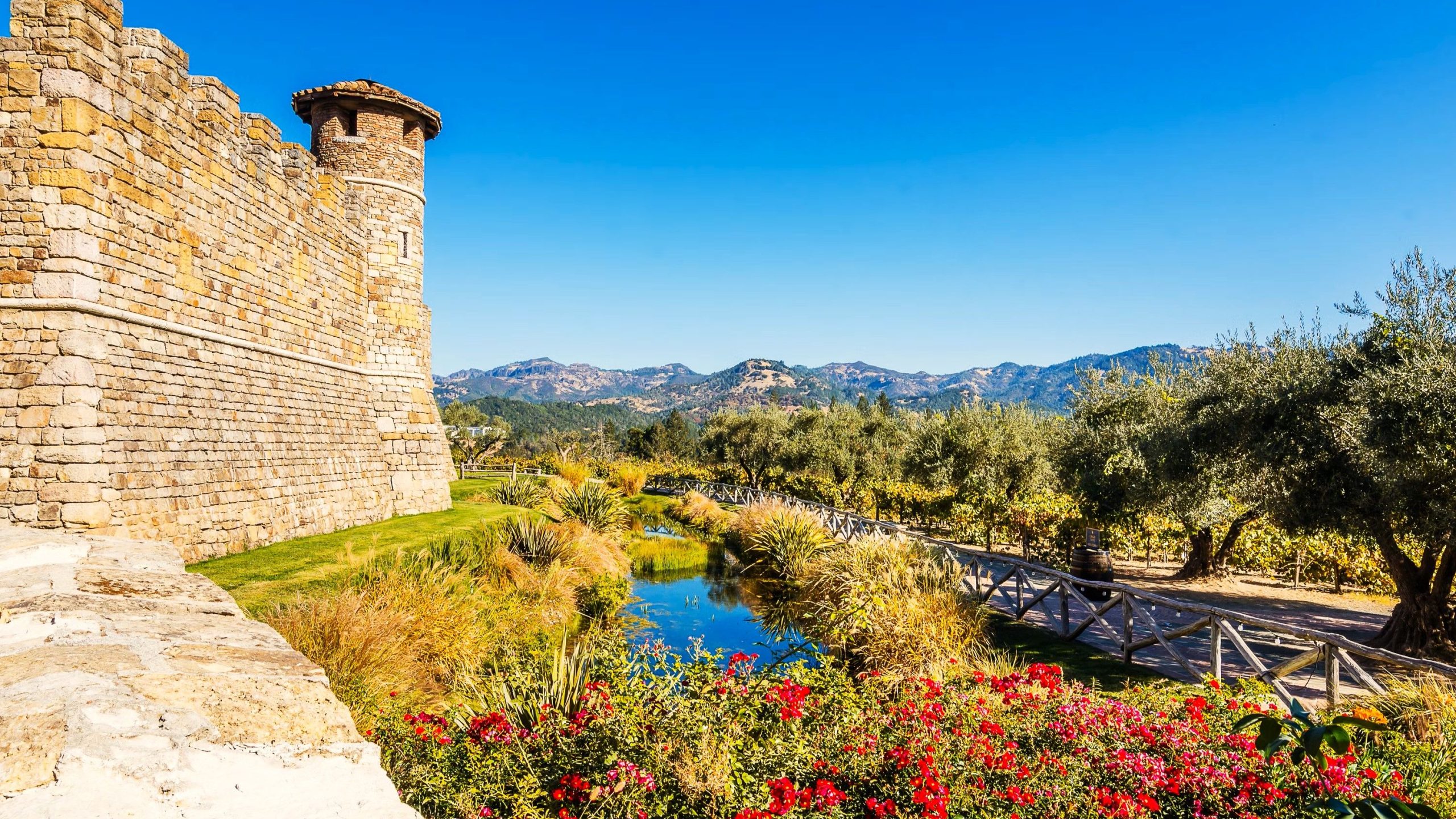 «Yellowstone» de Napa Valley est une charmante ville de montagne de Californie avec des sources chaudes et des loisirs de plein air