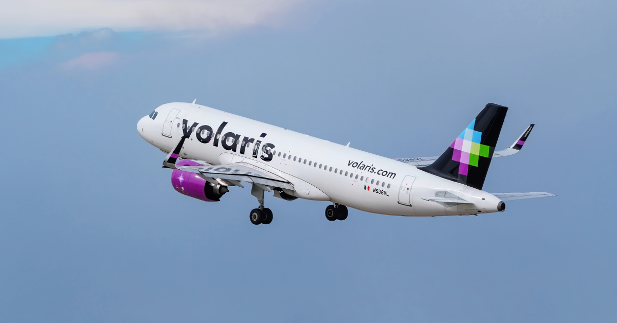 Passenger sur Volaris Flight arrêté pour avoir tenté de détourner un voyage de Tijuana aux États-Unis