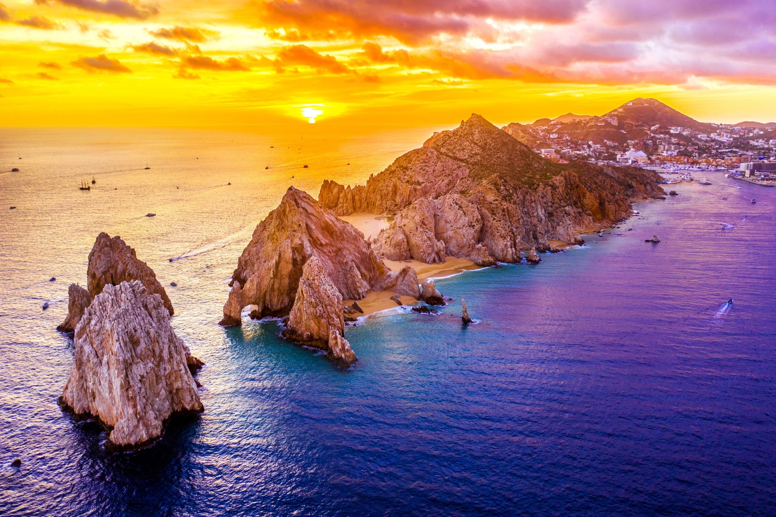 Este popular ponto de praia do México está sob um novo aviso de viagem nos EUA 