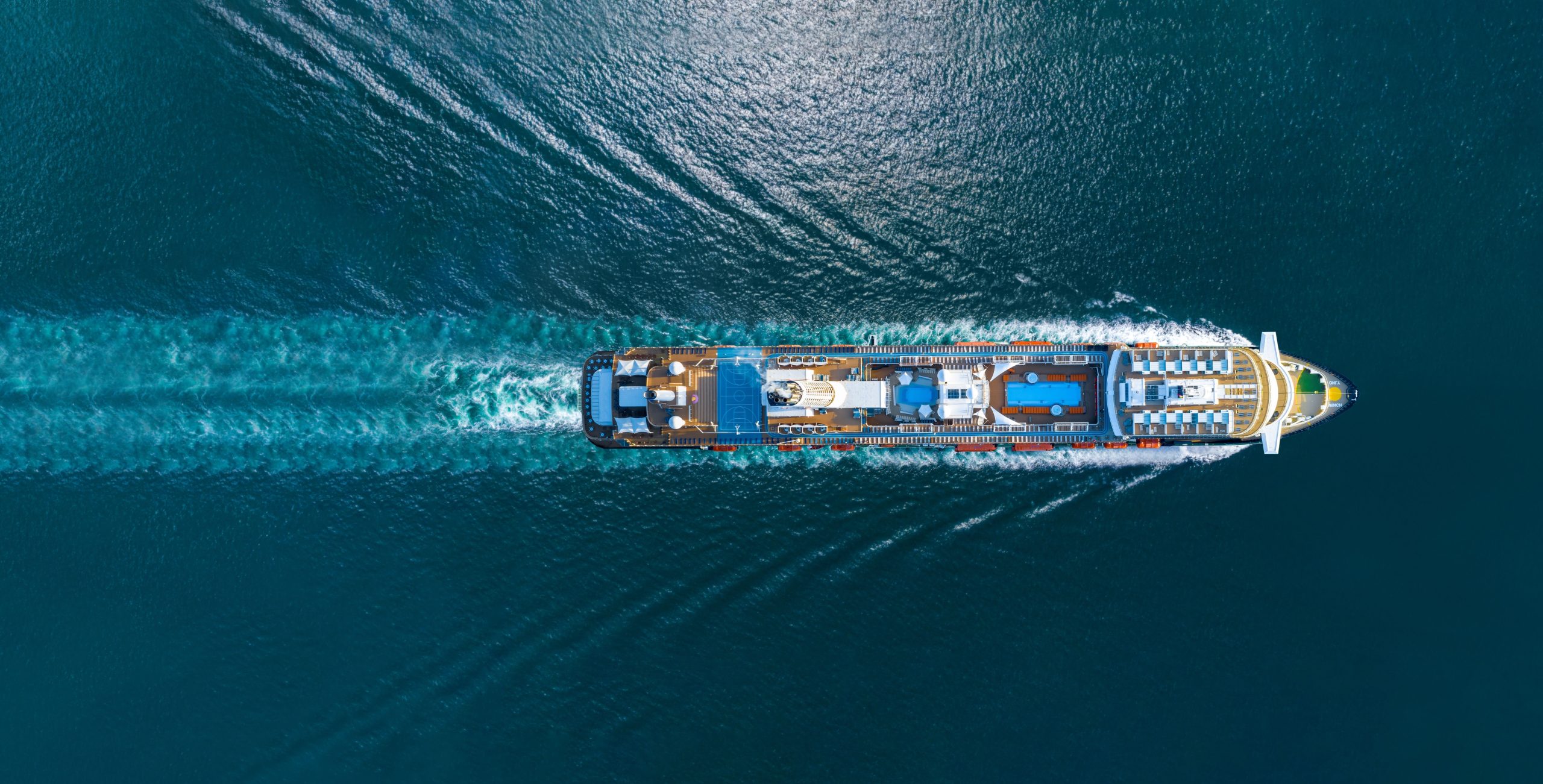 Margaritaville no mar continua sua impressionante expansão adquirindo oficialmente seu maior navio até