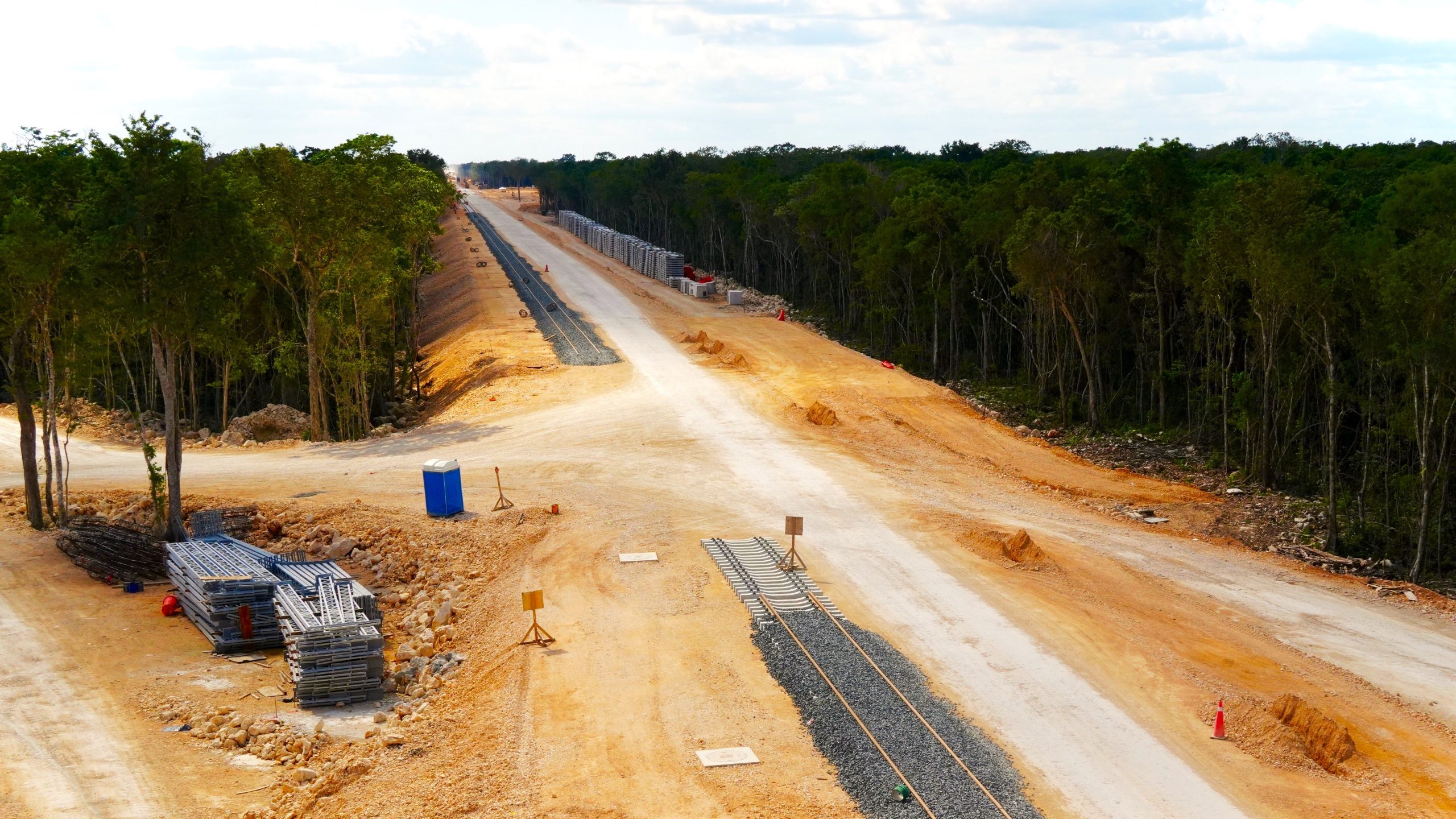Dentro del ferrocarril de la jungla de $ 30 mil millones de México
