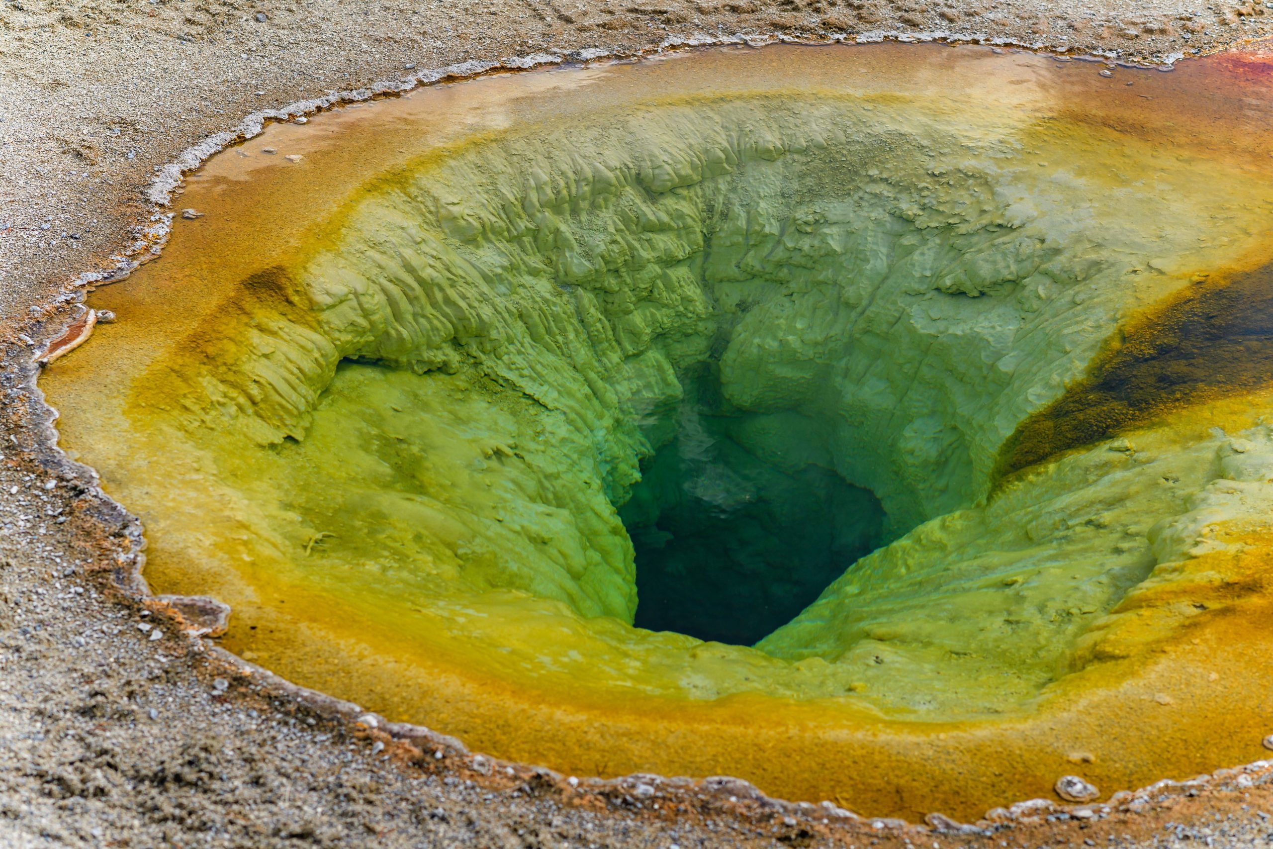 Algo "respiração" sob o parque nacional de Yellowstone está mantendo a erupção vulcânica afastada