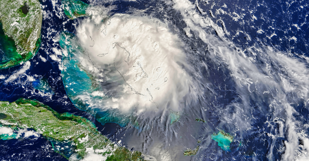 Il nuovo filmato radar mostra inquietante l'uragano Milton Turn che ha la tempesta come una categoria "superiore"