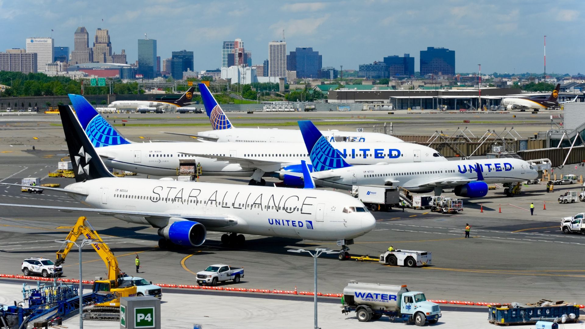 Las autoridades estadounidenses limitarán los vuelos del aeropuerto de Newark por el resto del año