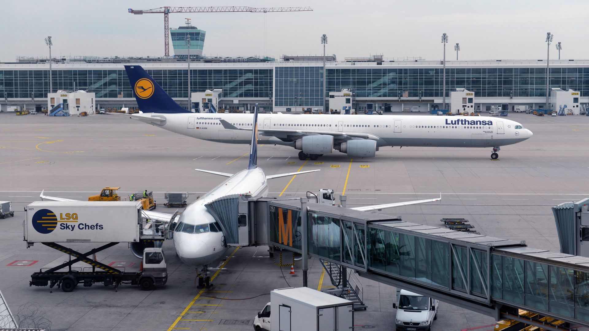 Comment les compagnies aériennes évitent les zones de guerre à mesure que les tensions montent