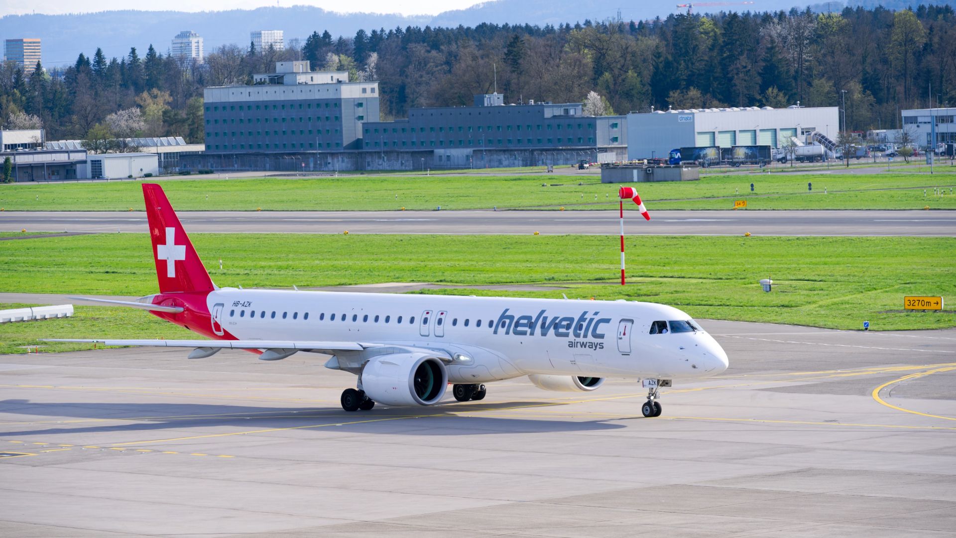 Ce sont les compagnies aériennes qui ont commandé l'Embraer E2