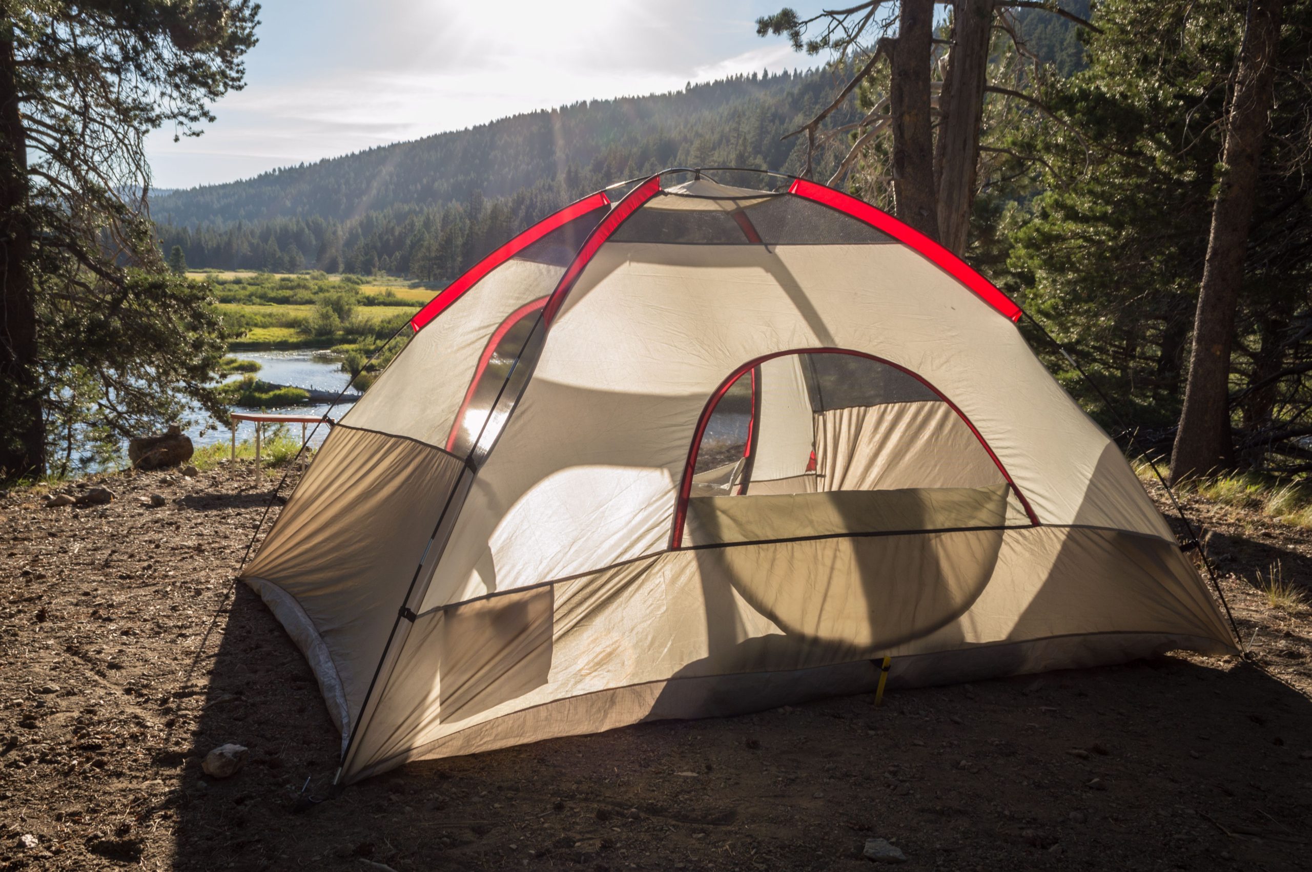 Comment le gel fédéral du budget fédéral de l'Amérique aura un impact sur le camping en Californie cet été