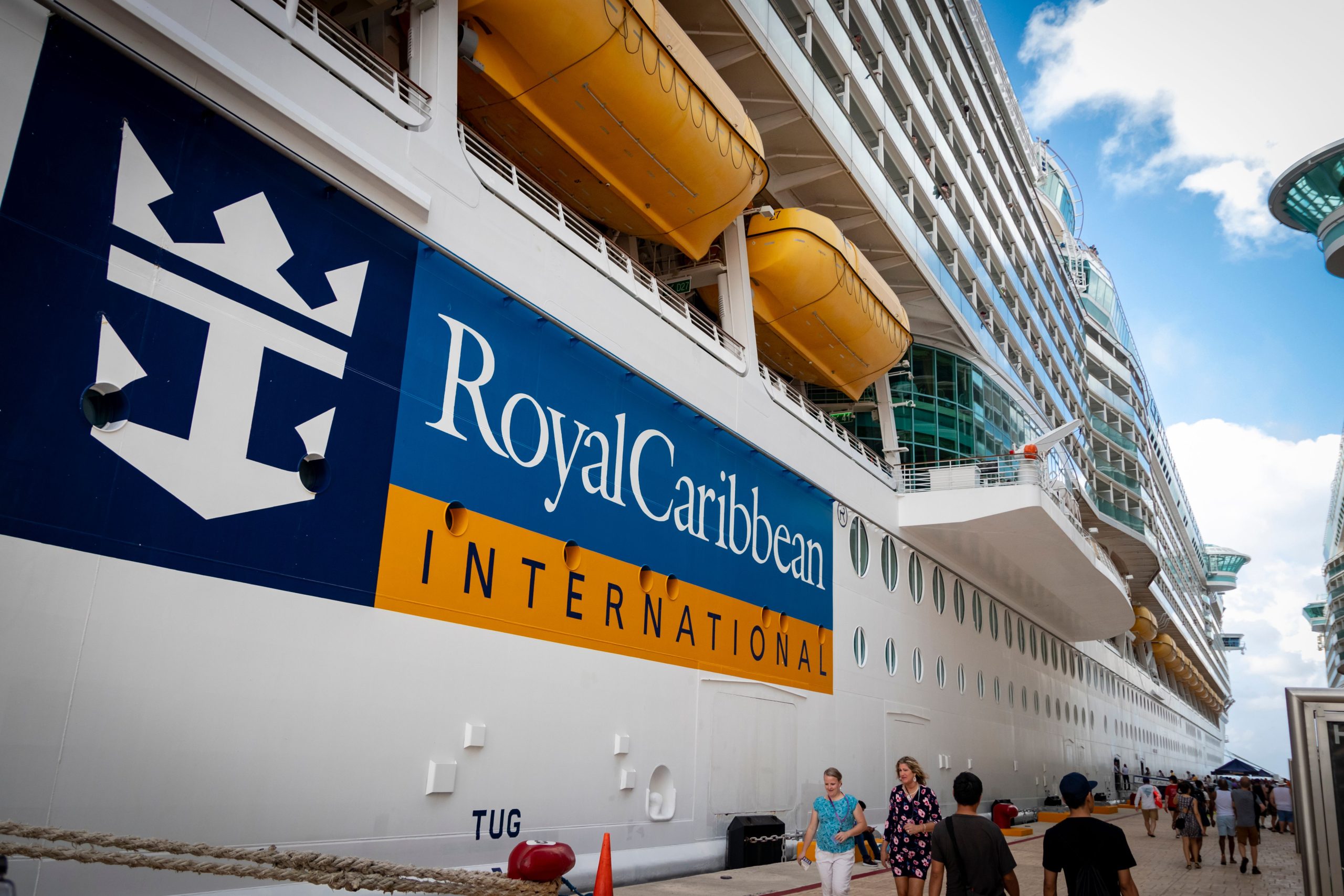 La queja invitada del Royal Caribbean enciende el debate sobre una regla molesta que rara vez se aplica