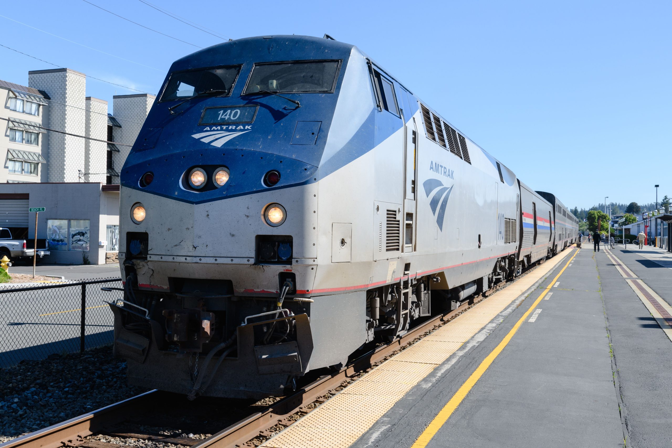 Amtrak tiene un problema de conductor: los pasajeros se unen en línea con los detalles deprimentes