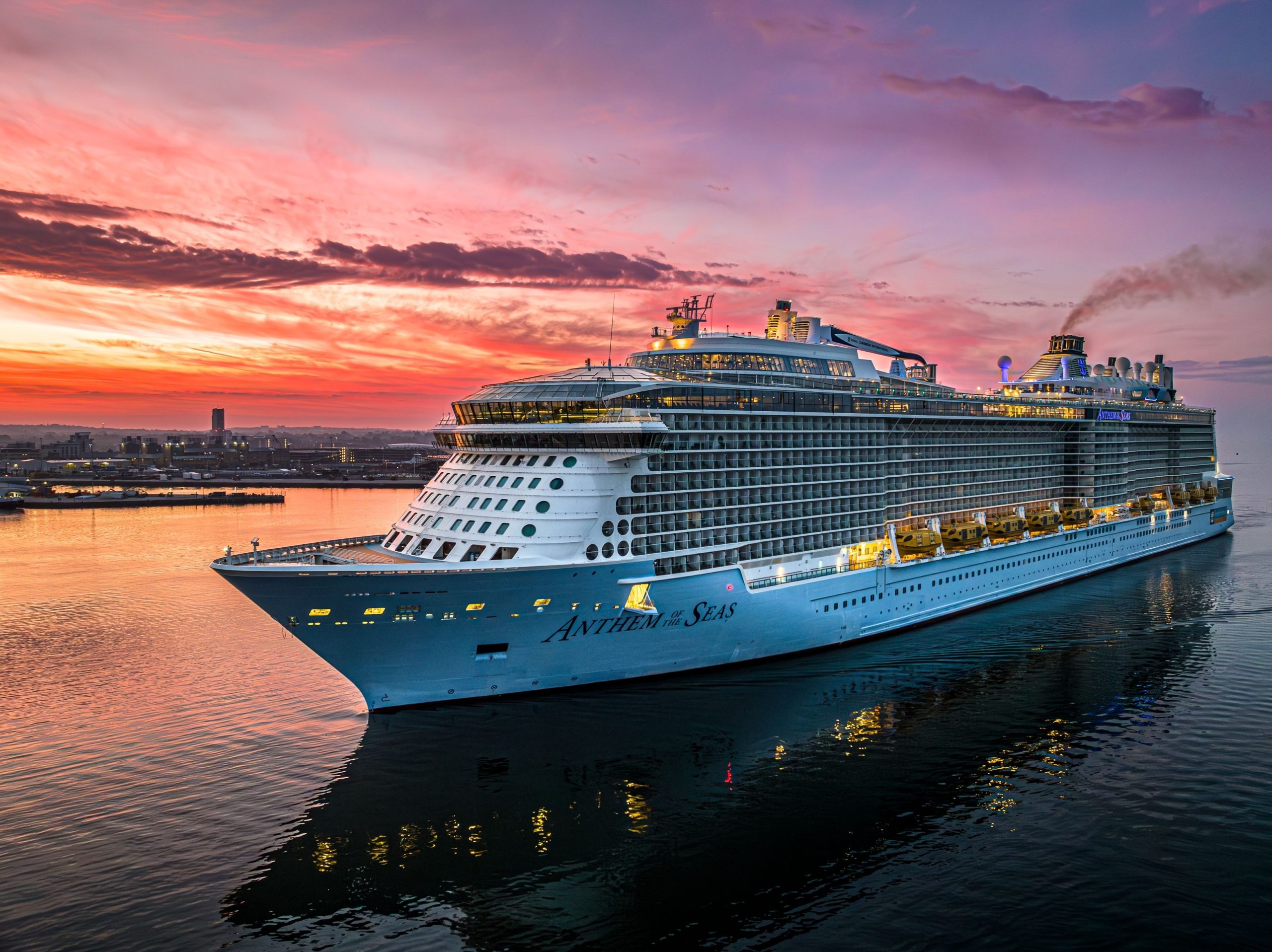 Royal Caribbean aplaudió después de firmar un nuevo acuerdo de 15 años por todas las razones correctas