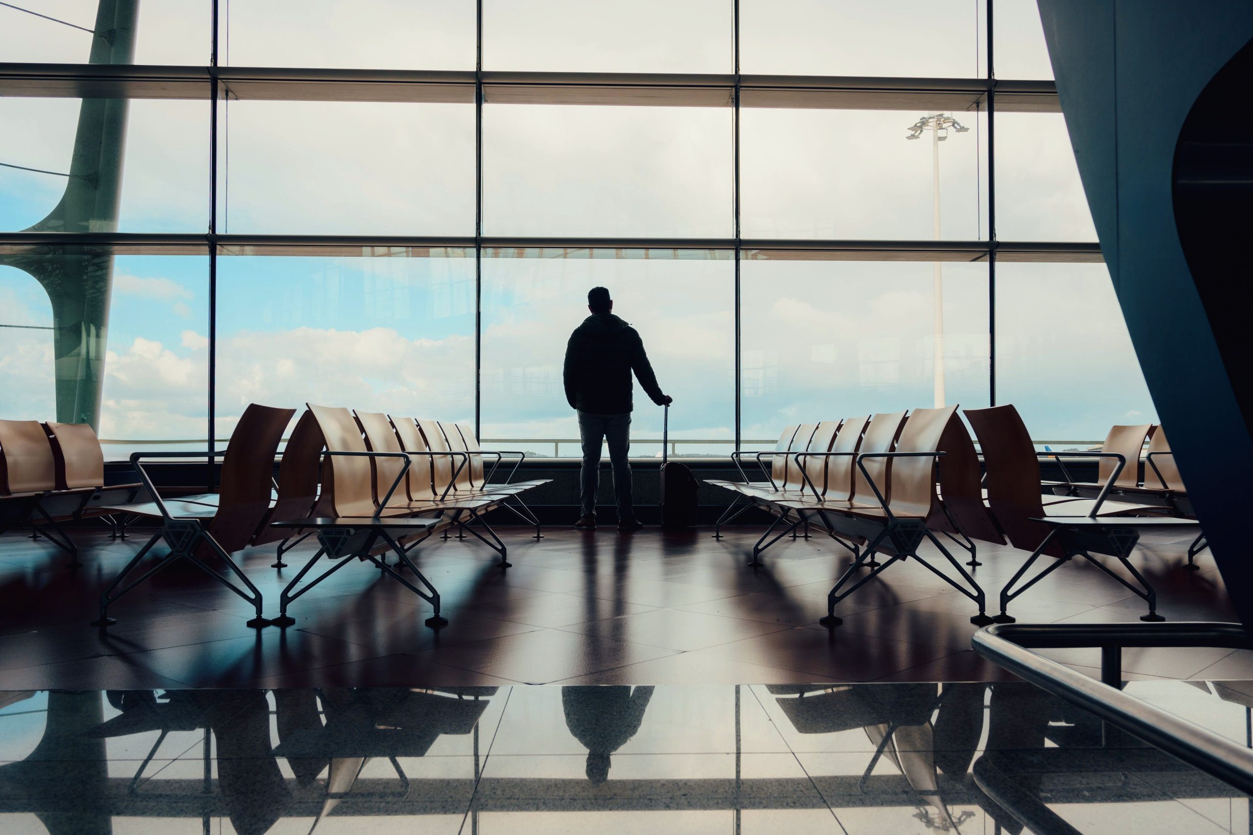 El gobierno de los Estados Unidos se está acercando a una nueva prohibición de viajes "draconianas" de turistas de más países