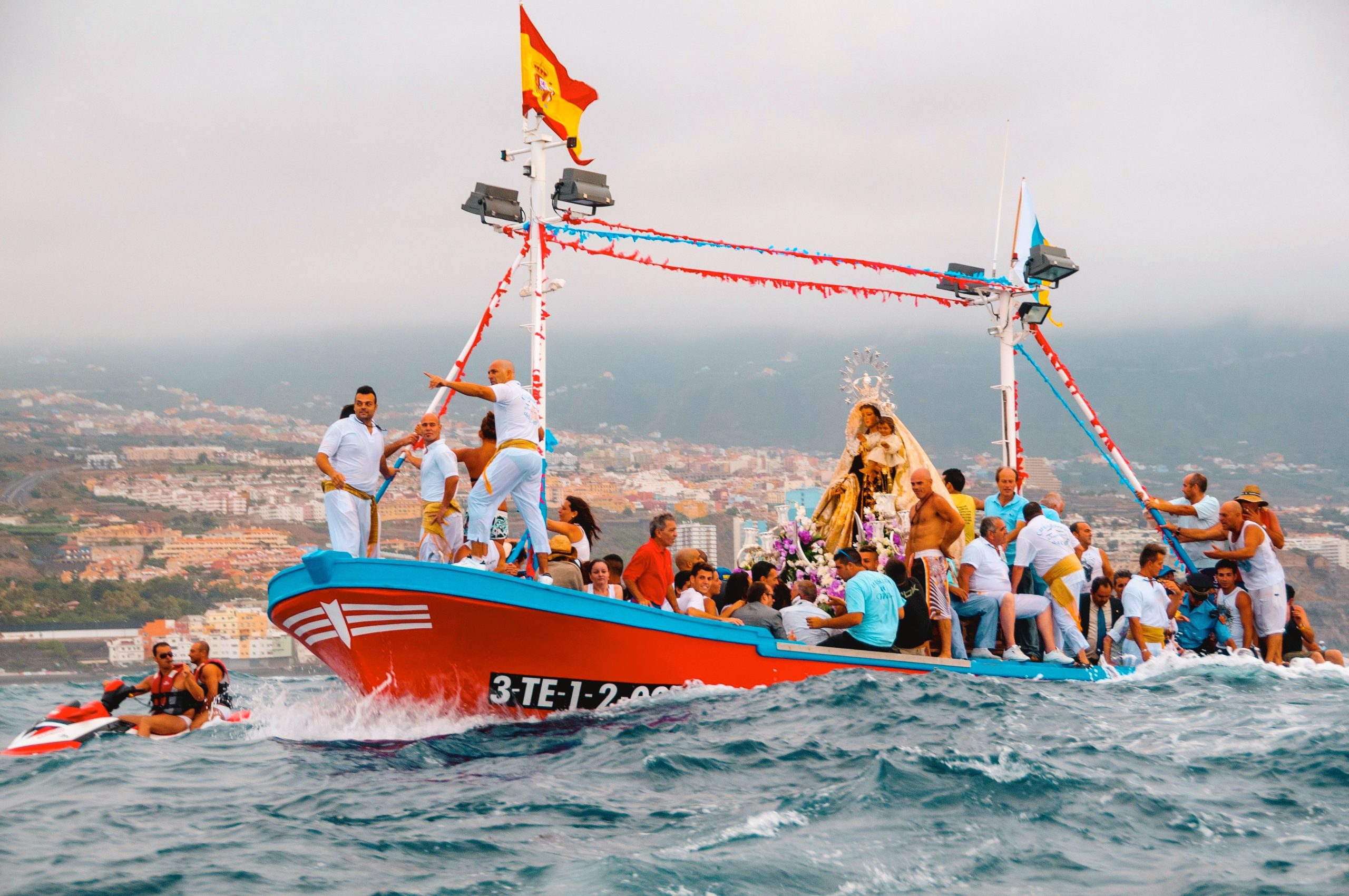 Les Américains ont été avertis alors que les touristes inconscients affrontent 233 000 $ d'amende sur un appareil interdit au lieu de vacances populaire