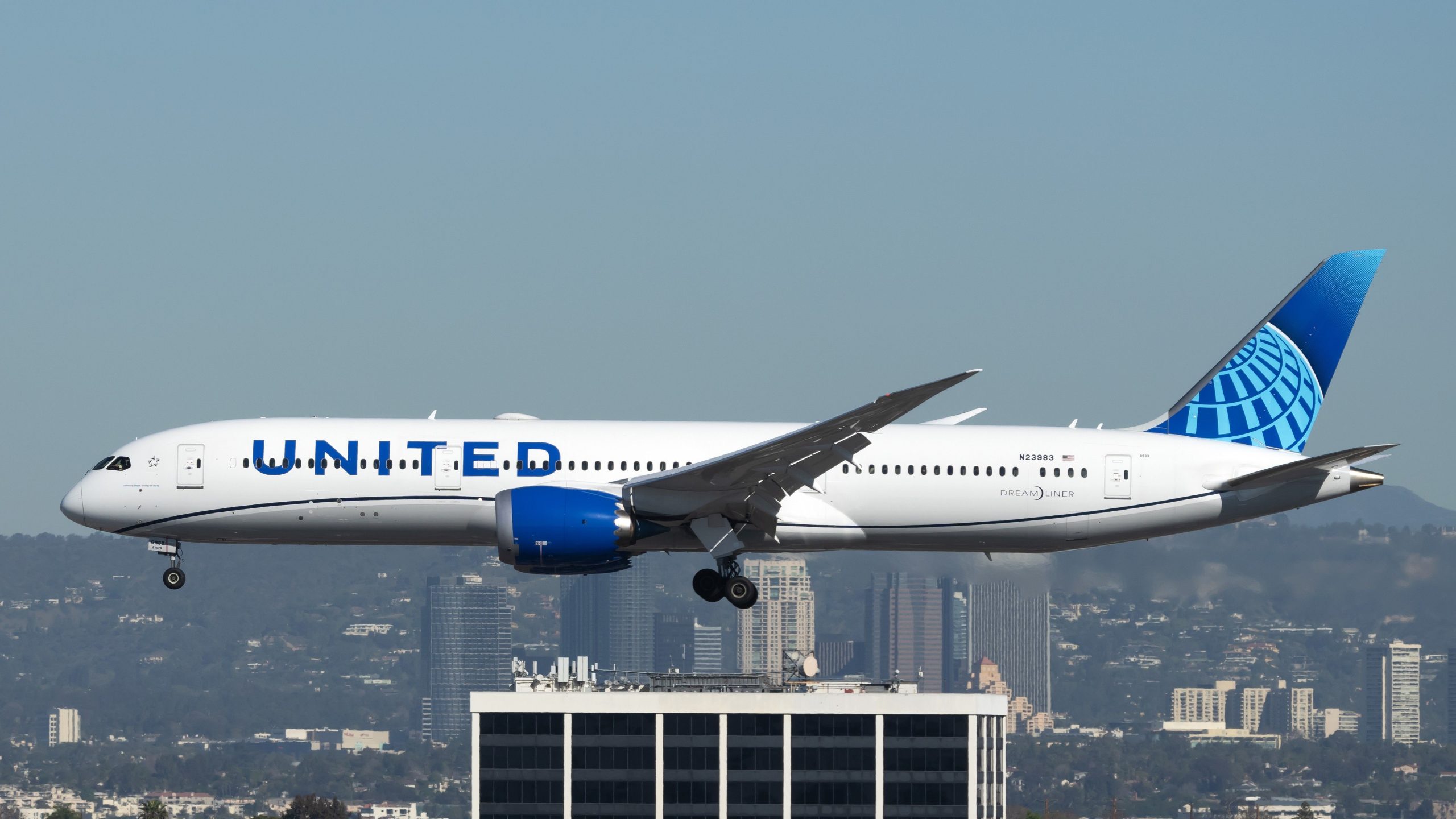 United Airlines Boeing 787 revient à Newark en raison de la fumée de cabine