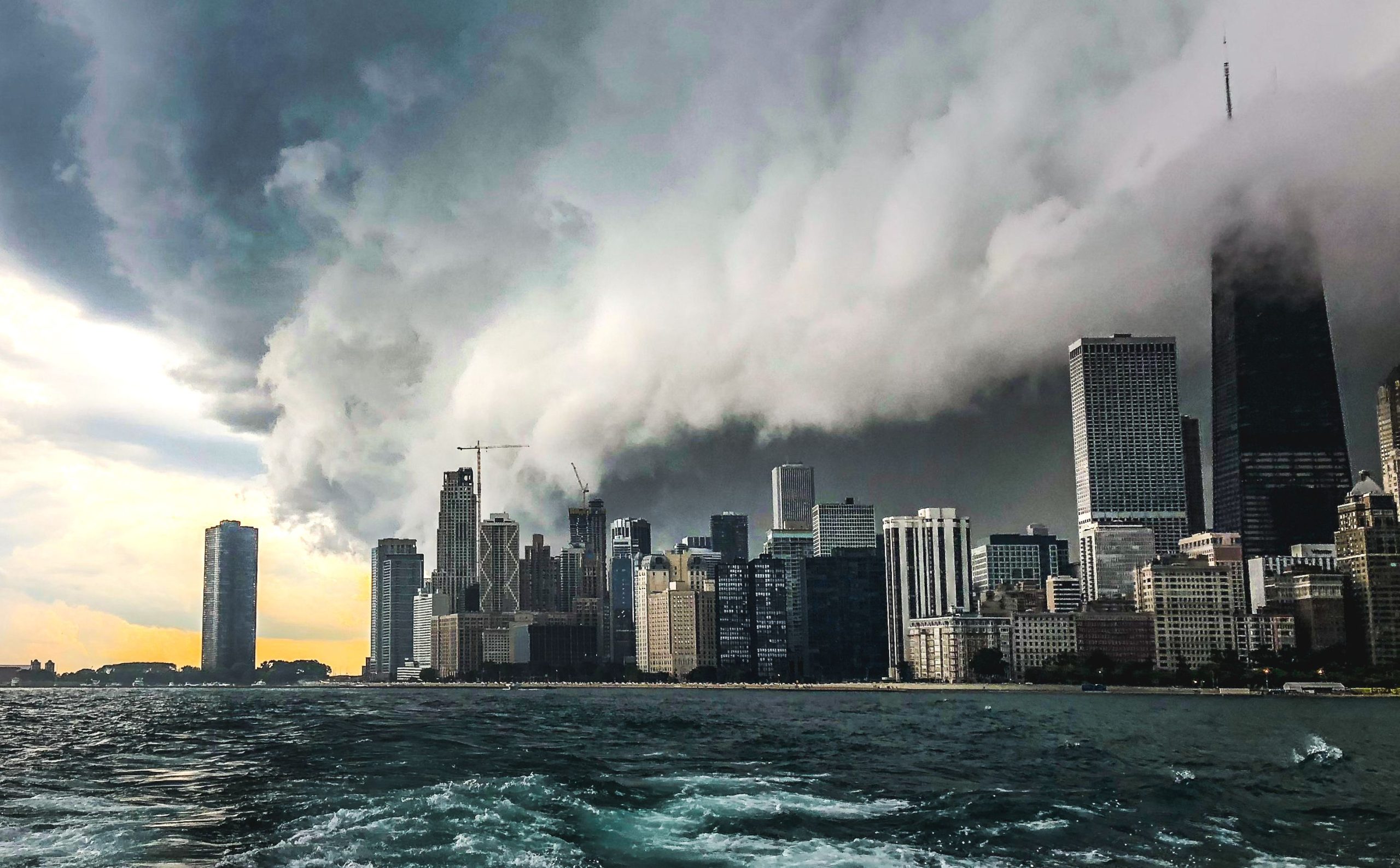 A medida que aumenta el número de muertos de Texas, los estadounidenses de todo el país se preparan para más inundaciones repentinas