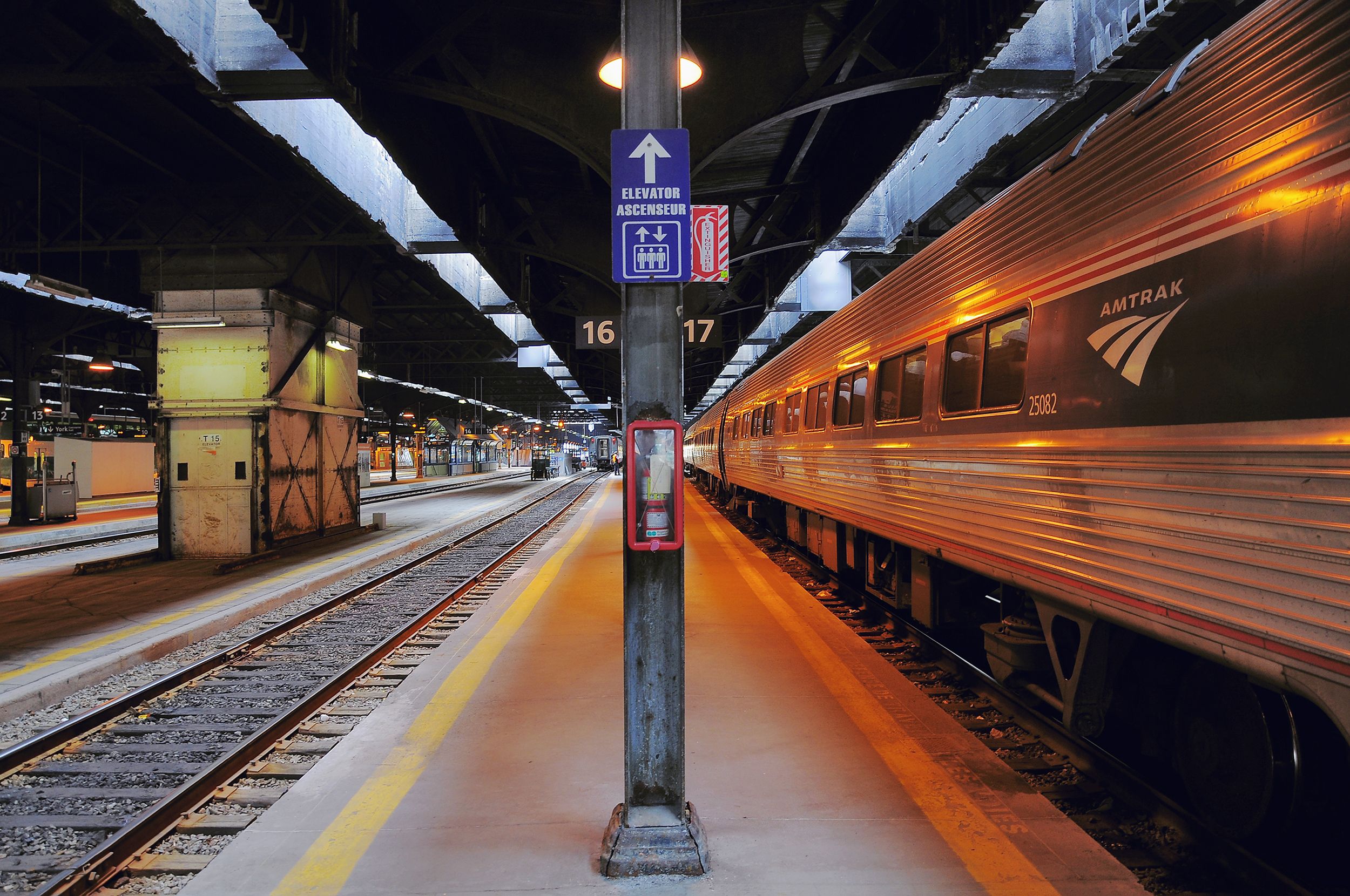 Amtrak coloca o recorde diretamente para a proibição de fronteira dos EUA e do Canadá para menores