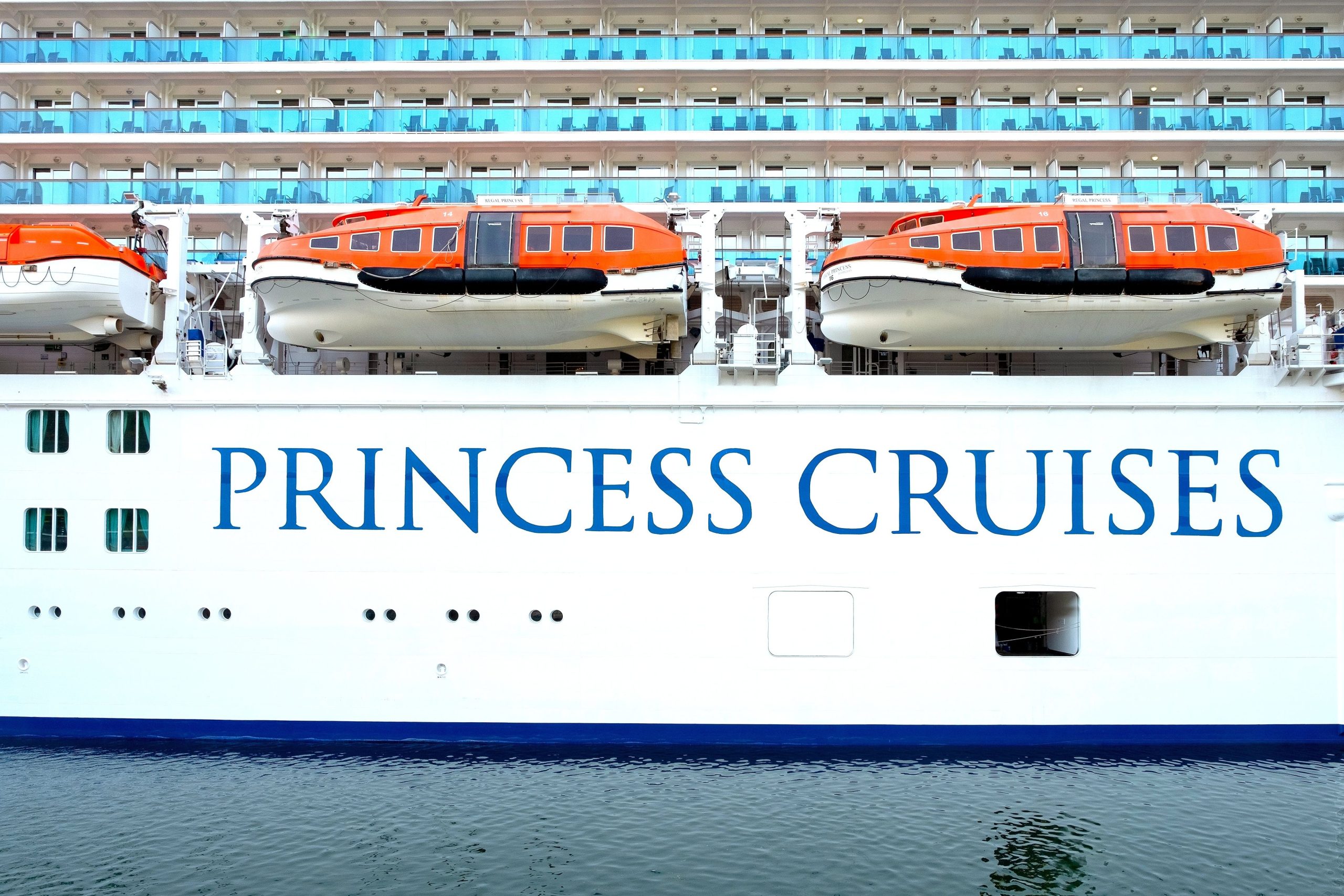 Os passageiros indignados chamam a princesa cruzeiros por "mudança sorrateira" para os pacotes Premier e Plus